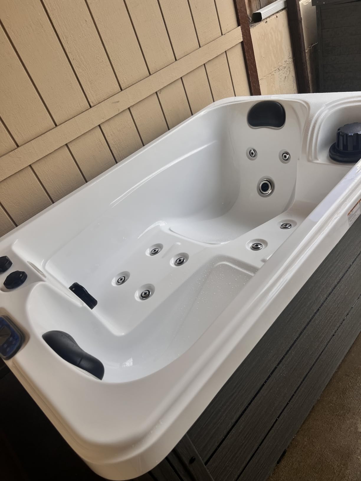 Jocisland 2 Person Outdoor Hot Tub with 15 Stainless Steel Jets, Acrylic | 110V Plug & Play Hot Tub with LED Lights & Waterfall, Double Lounger Seat Spa with Cover, 2 Filters & 2HP Pump, Charcoal Gray customer photo 1