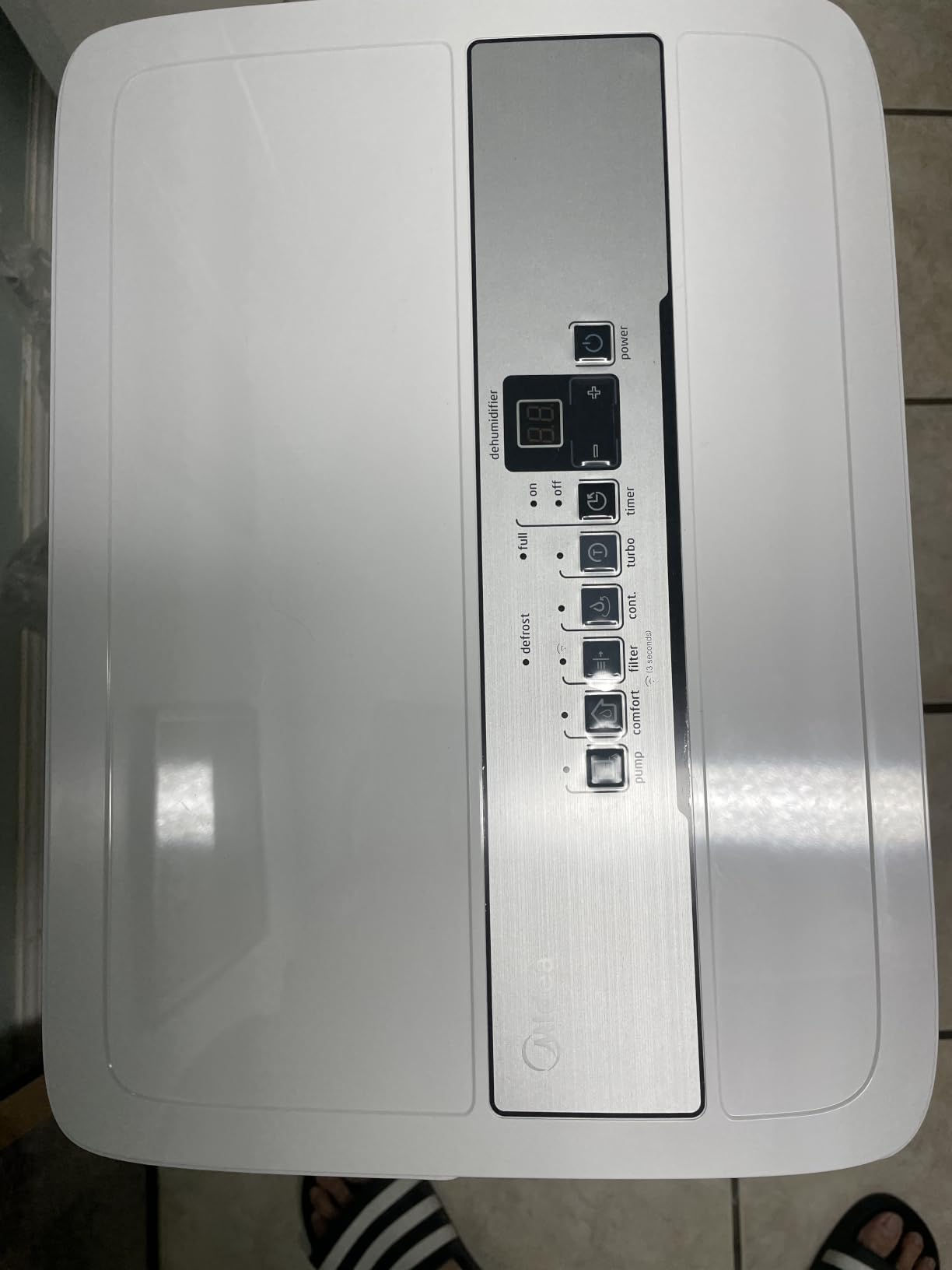 Midea 4,500 Sq. Ft. Dehumidifier With Pump Included, 50 Pint - Ideal For Basements, Large & Medium Sized Rooms, And Bathrooms (White) customer photo 2