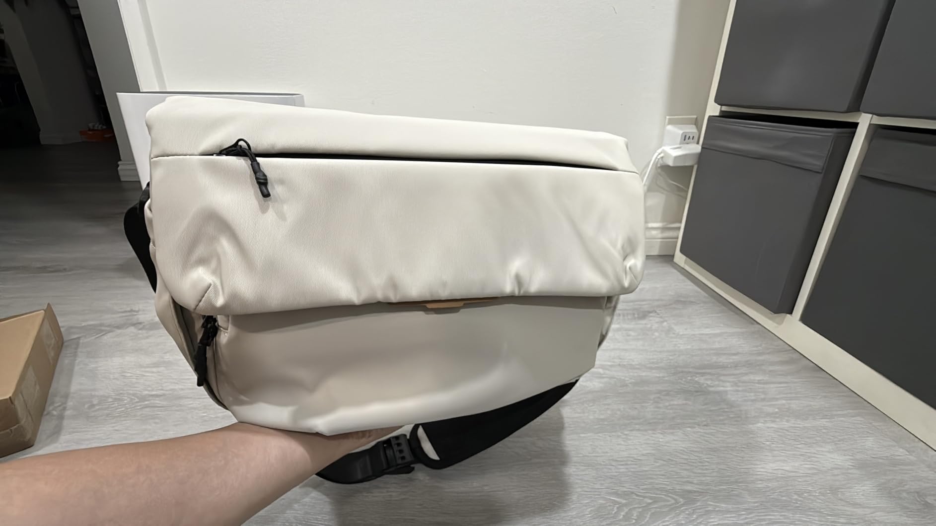 K&F CONCEPT Camera Sling Bag, 15L with 13 inch Laptop Compartment customer photo 2