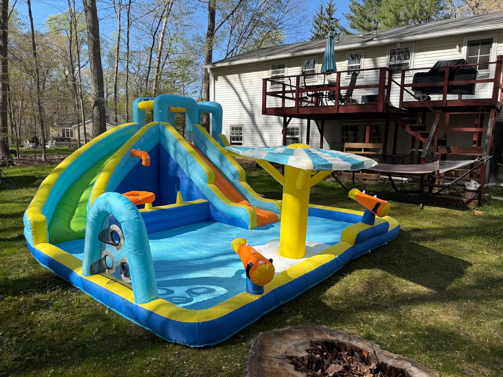 Inflatable Water Park for Kids, 16.4 ft x 14.1 ft Large Backyard Water Slides with Dual Slides, Dual Water Guns & Climbing Wall for Outdoor customer photo 1