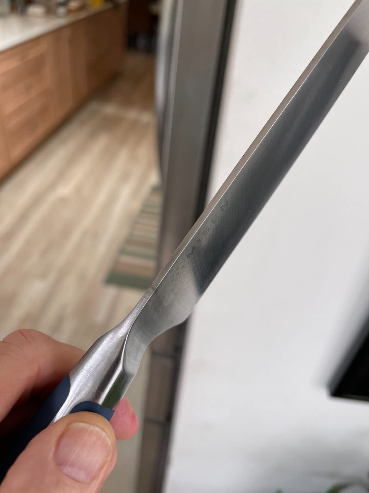 Misen 8 Inch Chef's Knife, ACUTO440 Japanese High-Carbon Steel Kitchen Knife, Blue customer photo 2