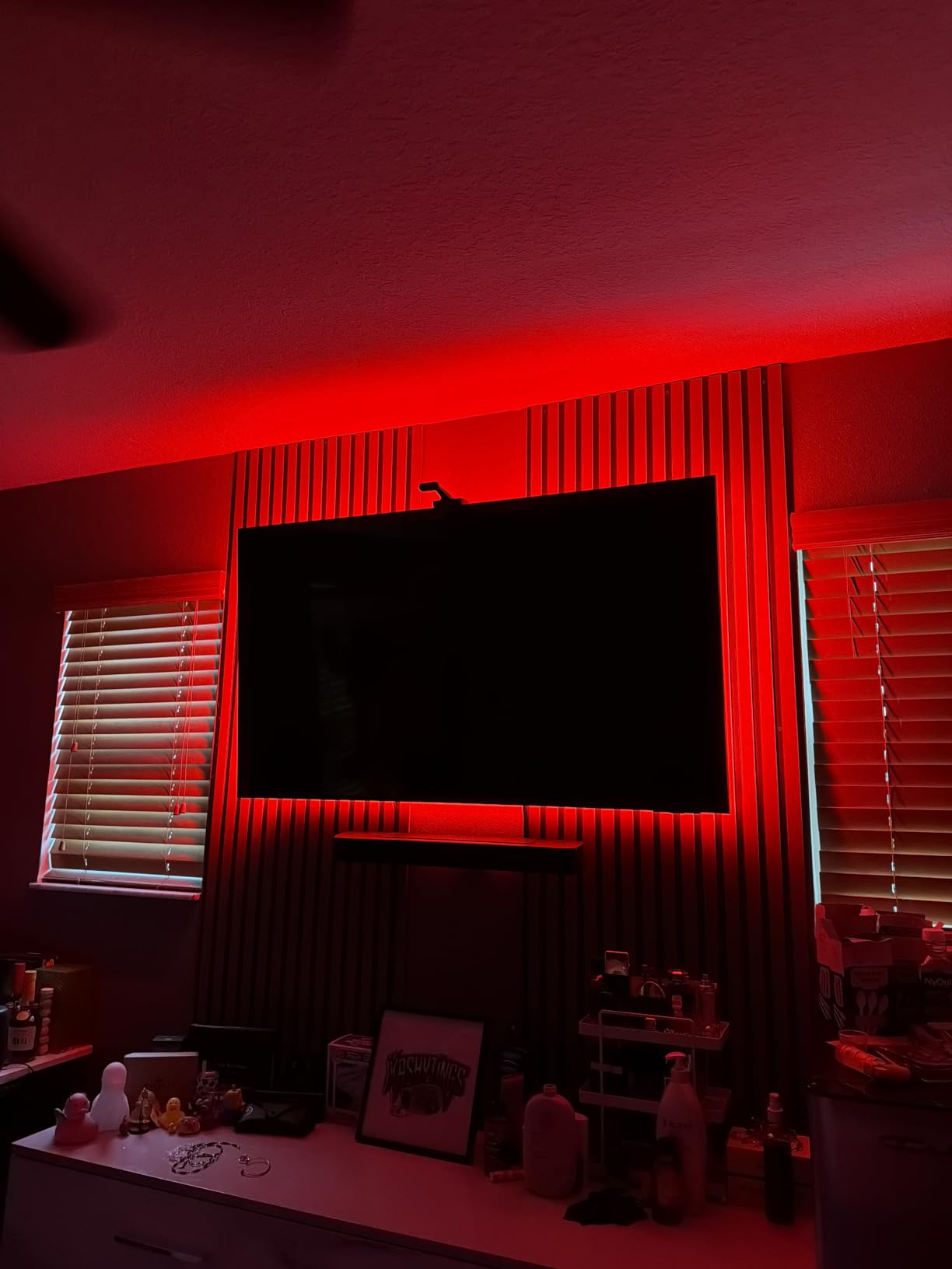 Govee TV Backlight 3 with Dual 4MP Lens, TV Lights Sync to 55-65 Inch TVs | RGBWIC LED Strip Lights for Movie Night, Smart AI Color Filter, App & Voice Control, Compatible with Matter, 60LEDs/m, 11.8ft customer photo 1