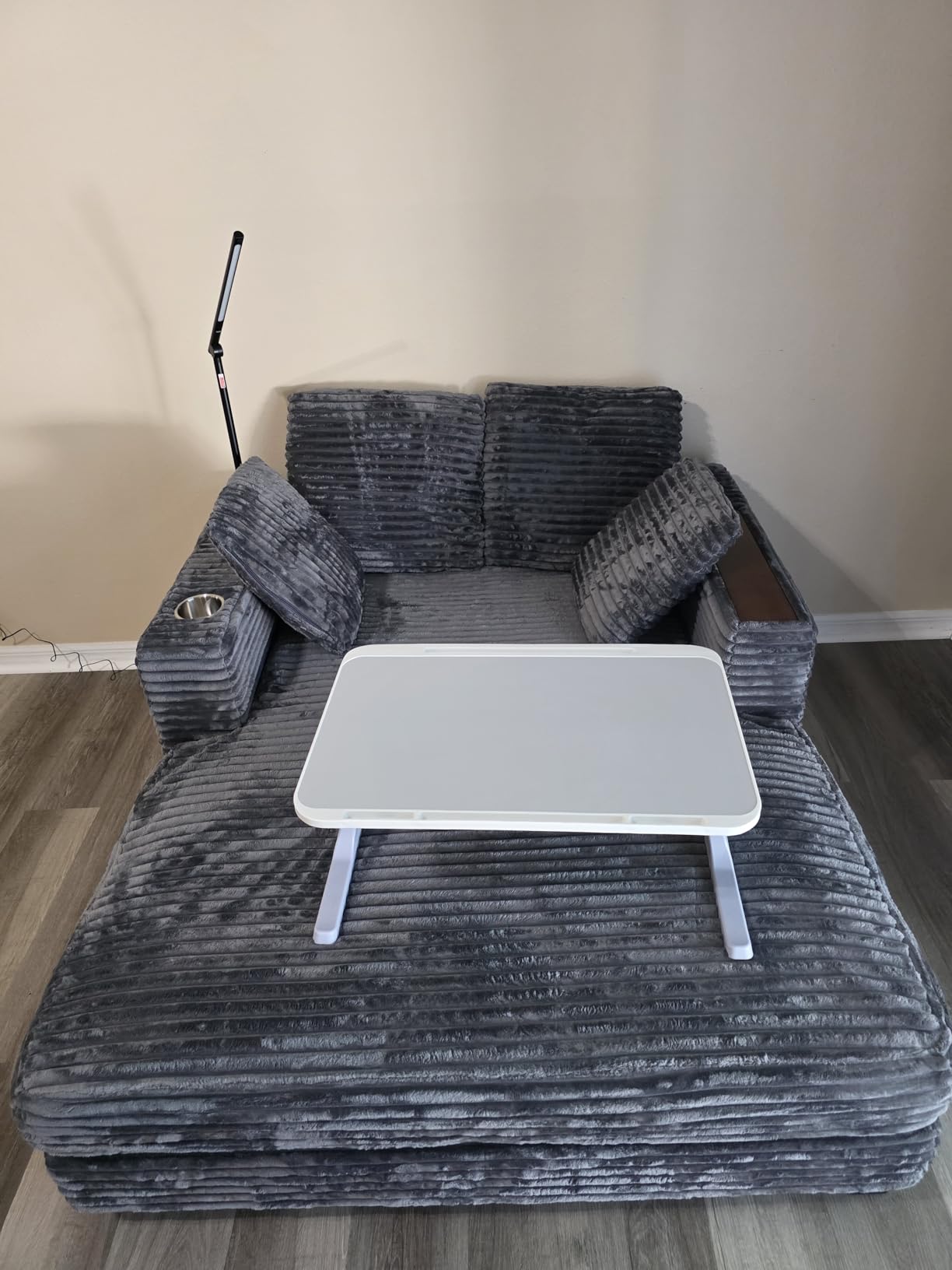 AEDI Oversized Chaise Lounge Chair with Reading Light & USB Charging, Sleeper Sofa with Cup Holder, Solid Wood Frame, for Living Room, Bedroom (Corduroy Beige) customer photo 2