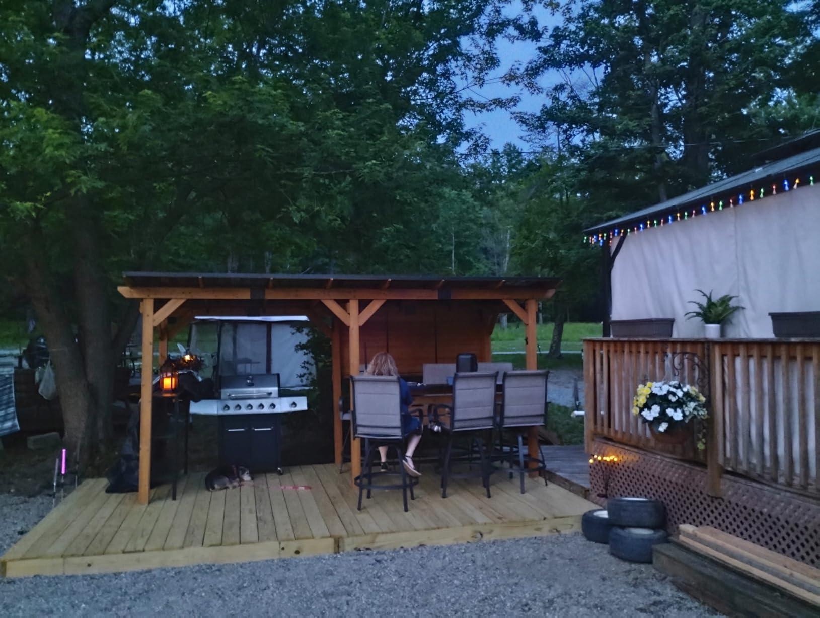 CHARMELEON Cedar Wood Entertainment Bar Center, 6 x 8 FT Wood Gazebo Bar Including Metal TV Mount & Serving Bar & Paper Towel Holder & Bottle Opener, Outdoor Grill Gazebo for Patio, Garden customer photo 2