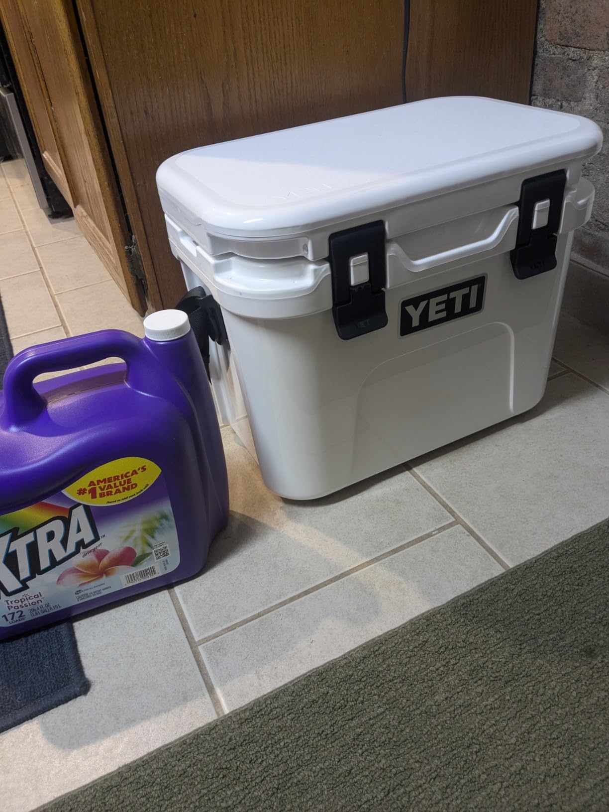 YETI Roadie 15 Hard Cooler with DoubleDuty Shoulder Strap | Compact, Durable, and Portable Insulated Ice Chest, Keeps Ice All Day, Fits 22 cans customer photo 1