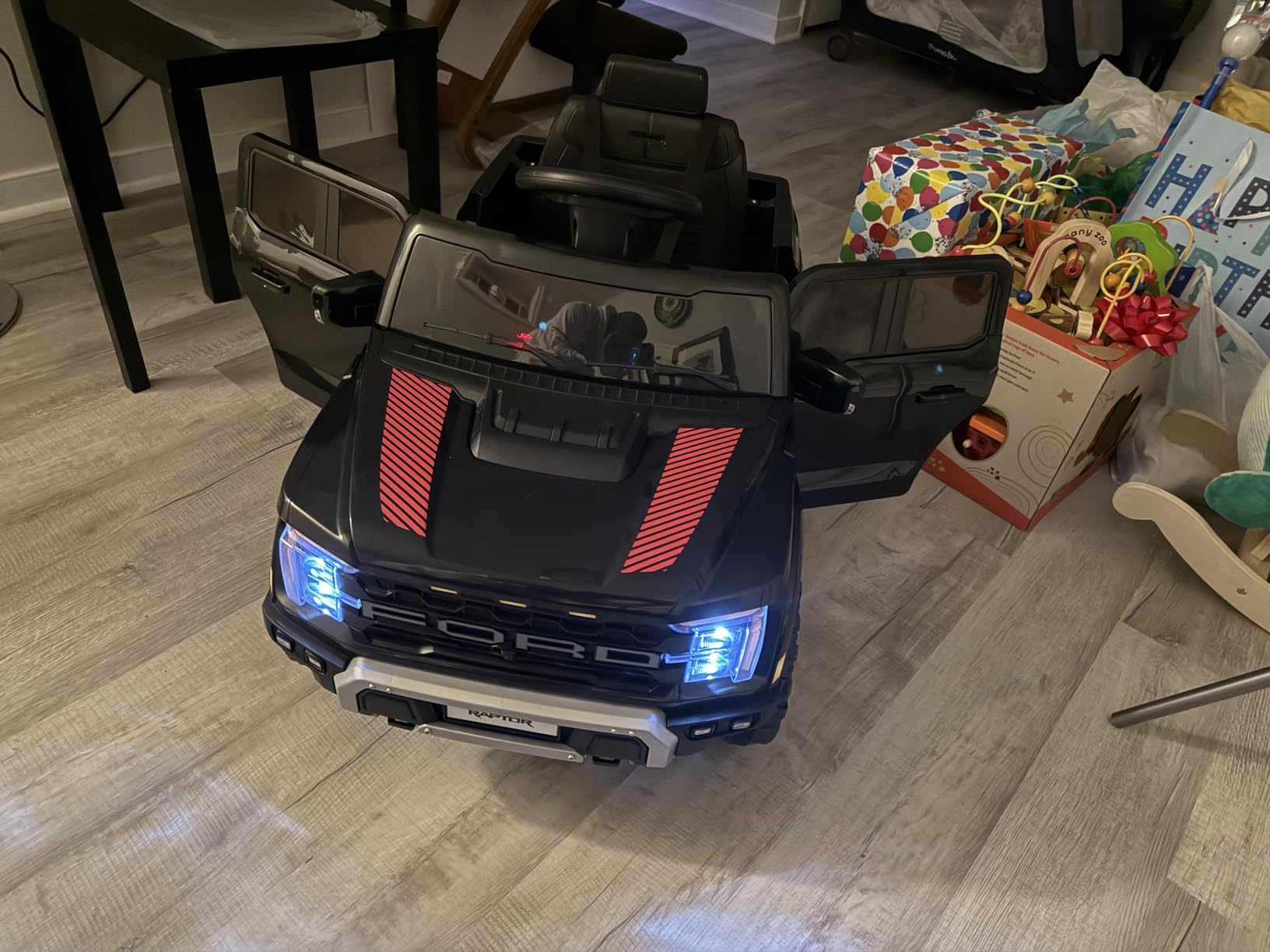 24V Ride On Police Car for Kids, Licensed RAM 1500 2 Seater Electric Police Truck with Remote Control, Siren, Megaphone, Flashing Lights, 180W Motor, Suspension, Bluetooth, Storage Bed, Black customer photo 2