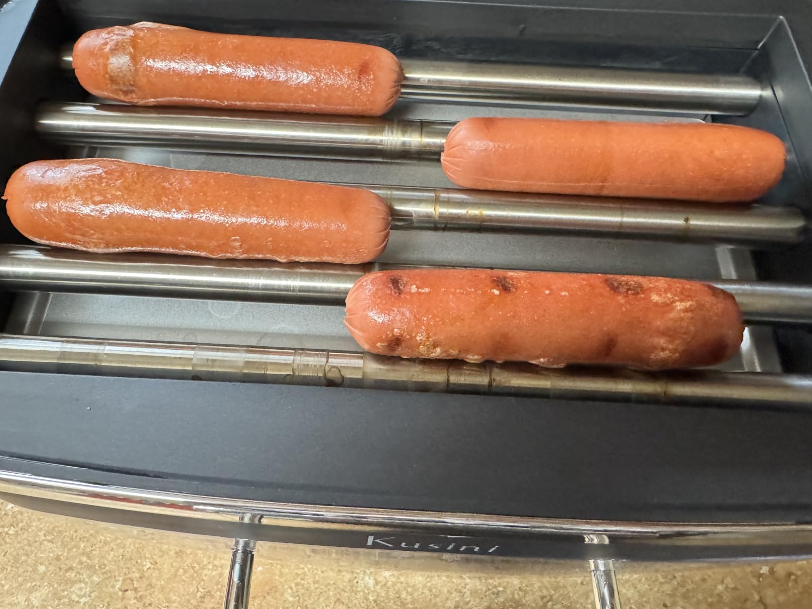 Kusini Hot Dog Roller Grill & Toaster Oven - Holds 8 Hot Dogs & 8 Buns, keep warm Option & Condiment Holder customer photo 2