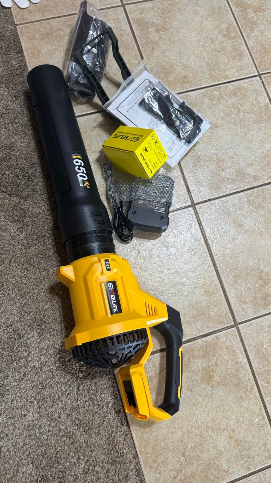 LOSART Leaf Blower Cordless, 650CFM & 3 Speed Levels, 1200W Electric Cordless Leaf Blower with 2 x 5.0Ah Batteries & Fast Charger customer photo 1