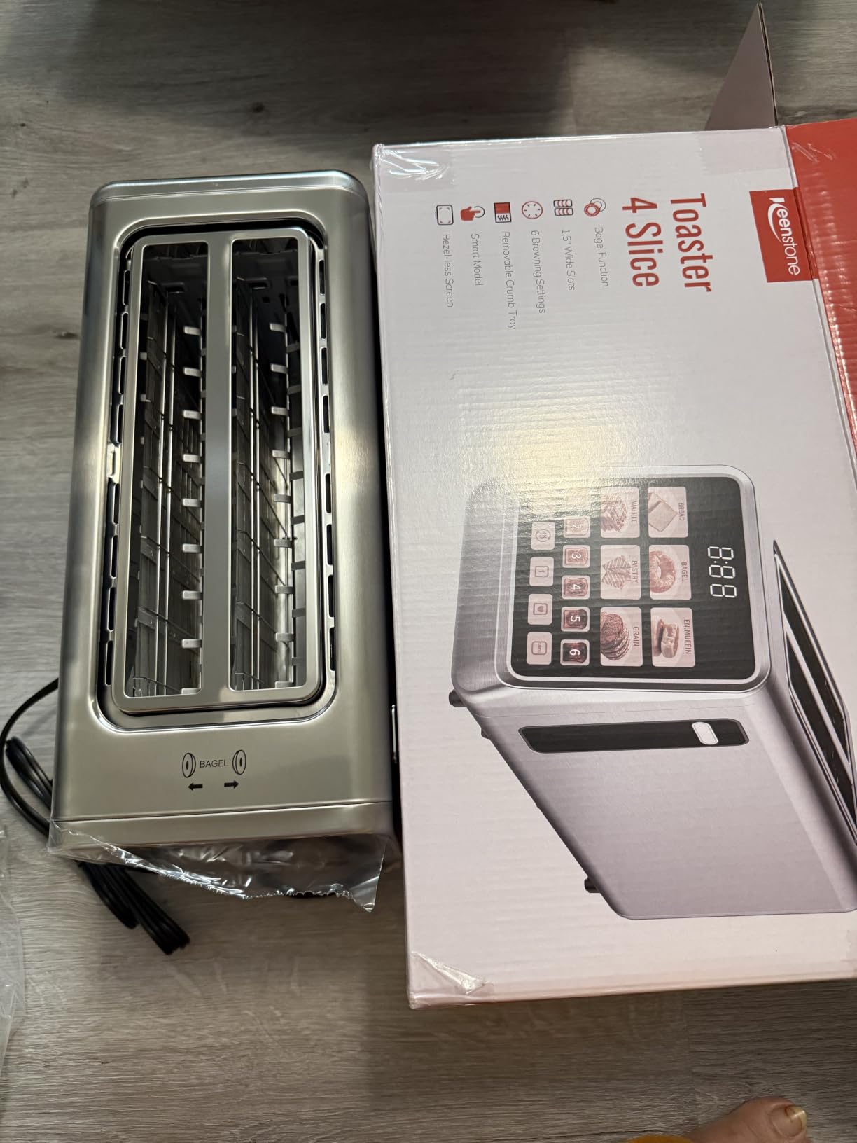 Keenstone 4 Slice Touch Screen Toaster with Long Wide Slots, Stainless Steel | 1400W Digital Toasters with 6 Browning Levels, Defrost, Reheat, Memory, Single Slice, Cancel for Bread, Bagels, Waffles customer photo 1