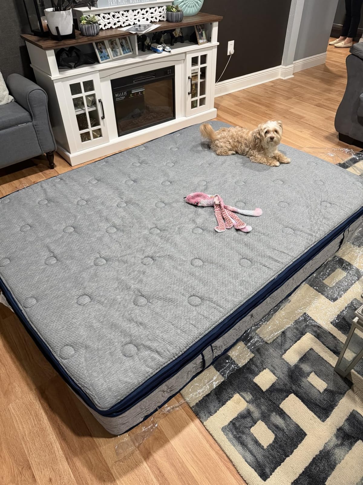 Avenco Queen Mattress 12 Inch, Luxury Hotel-Level Cooling Hybrid Mattress | Dual NanoGEL Memory Foam with SmartS Coil for Motion Isolation & Extra Back Support, Pressure Relief, CertiPUR-US Certified customer photo 2