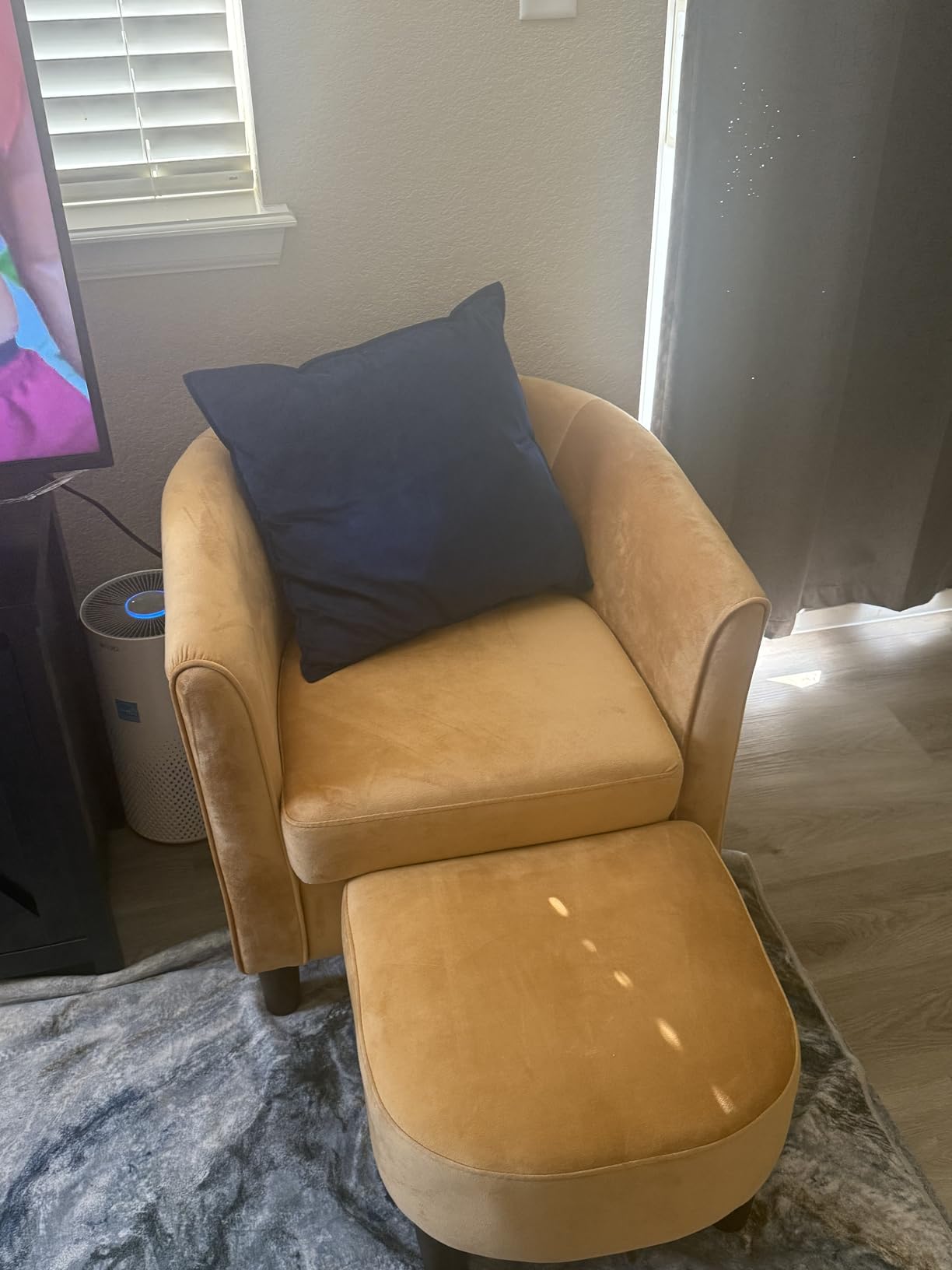 LINSY Accent Chair with Ottoman, Modern Armchair Comfy Barrel Reading Chair with Footrest for Living Room Bedroom Reading Room, Velvet, Olive Green customer photo 1