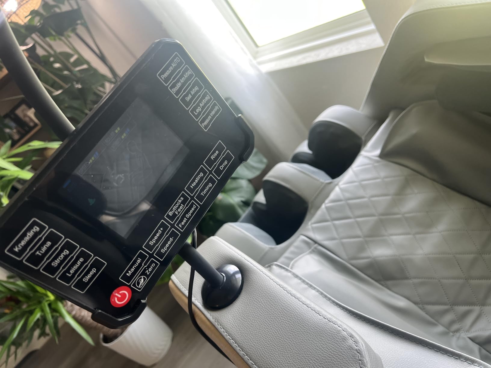 Massage Chair Full Body 14 Fixed Roller Zero Gravity 5 Auto Modes | Zero Gravity Massage Chair with 8 Airbags, Foot Massge, Heating, Phone Controller, Bluetooth Speaker, Nightlights for Home customer photo 2