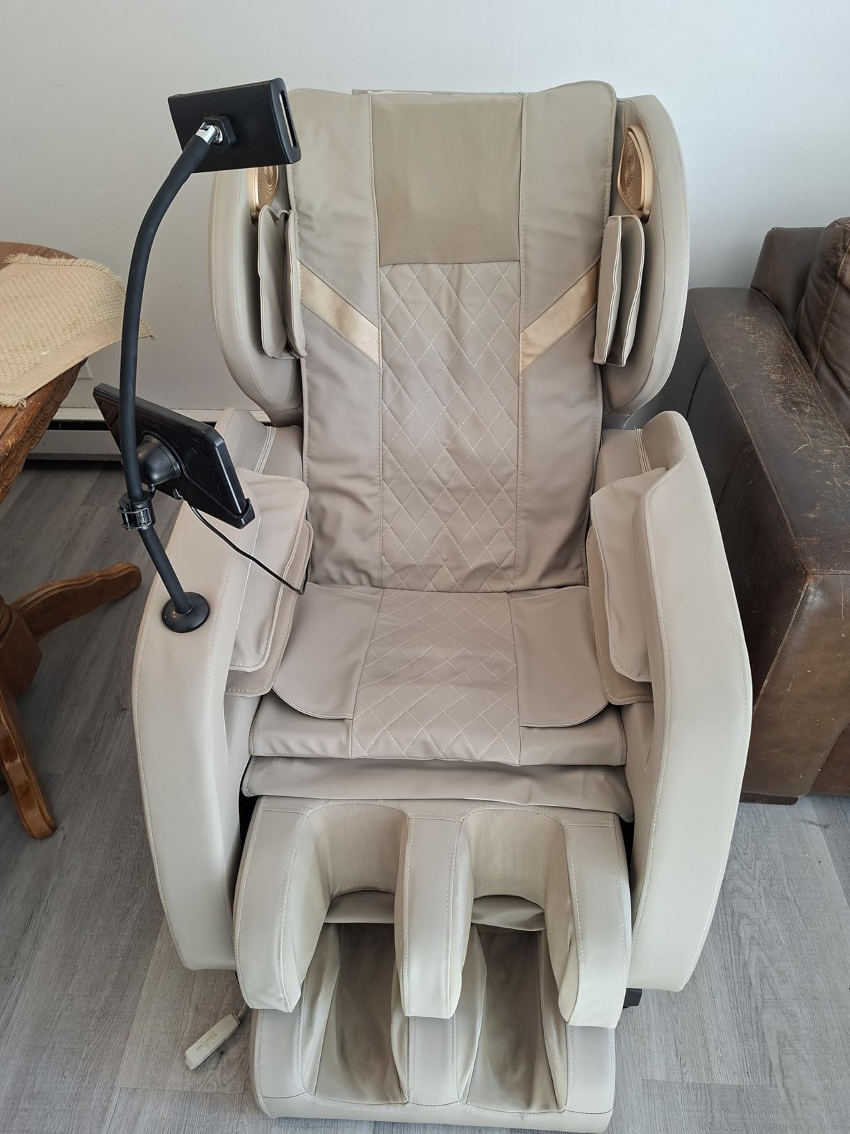 Massage Chair Full Body, 14 Fixed Rollers, Zero Gravity Recliner customer photo 2