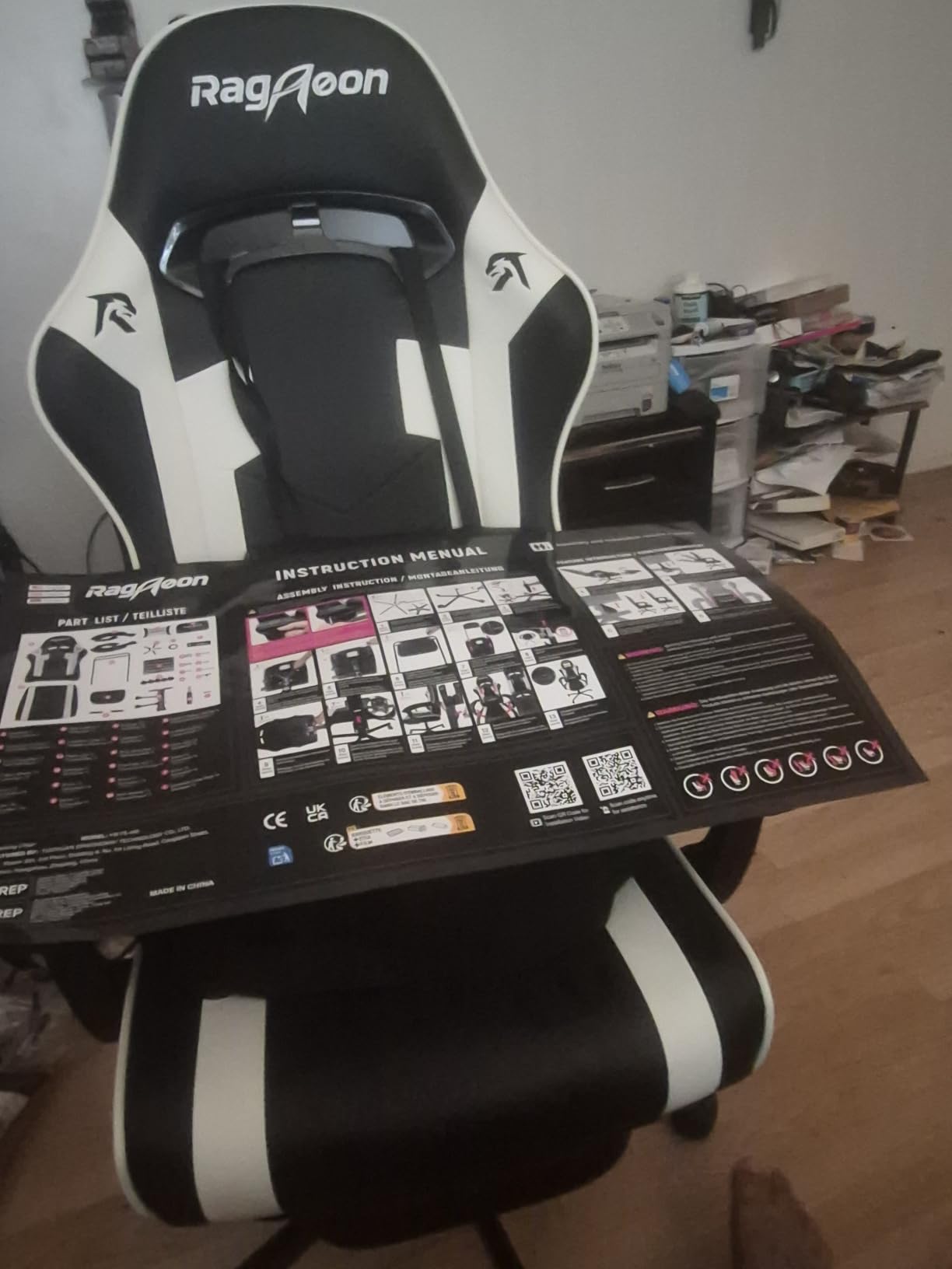 Gaming Chair for Adults Gamer Game Ergonomic PC Chair, 7-Point Support | Pocket Springs & Foam, 51cm Wide Seat, Sync Armrests, 90-135° Backrest, PU Leather, Black and White, 400lbs Load customer photo 1