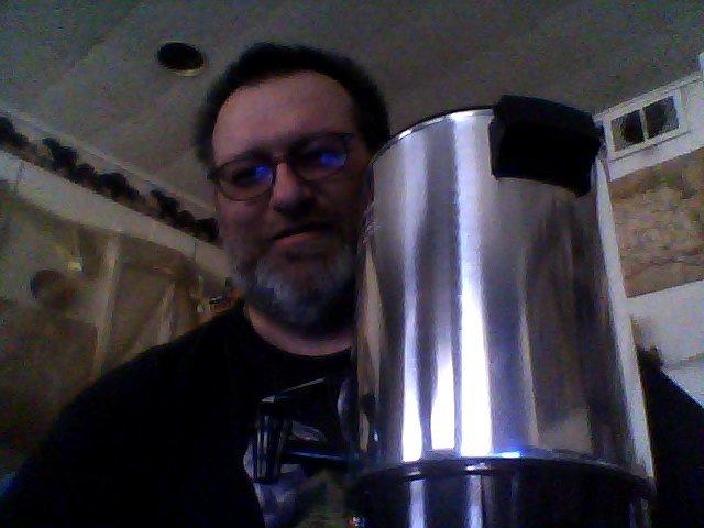 West Bend 33600 Coffee Urn Commercial Highly-Polished Aluminum NSF Approved Features Automatic Temperature Control Large Capacity with Fast Brewing and Easy Clean Up, 100-Cup, Silver customer photo 2