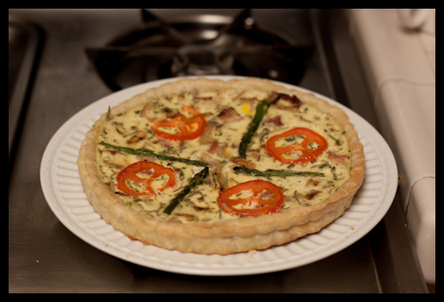 Wilton Excelle Elite Non-Stick Tart and Quiche Pan with Removable Bottom, 9-Inch, Steel customer photo 2