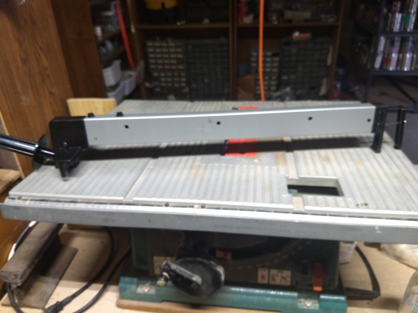 Makita 122556-4 Rip Fence, 2702, 2703. customer photo 1