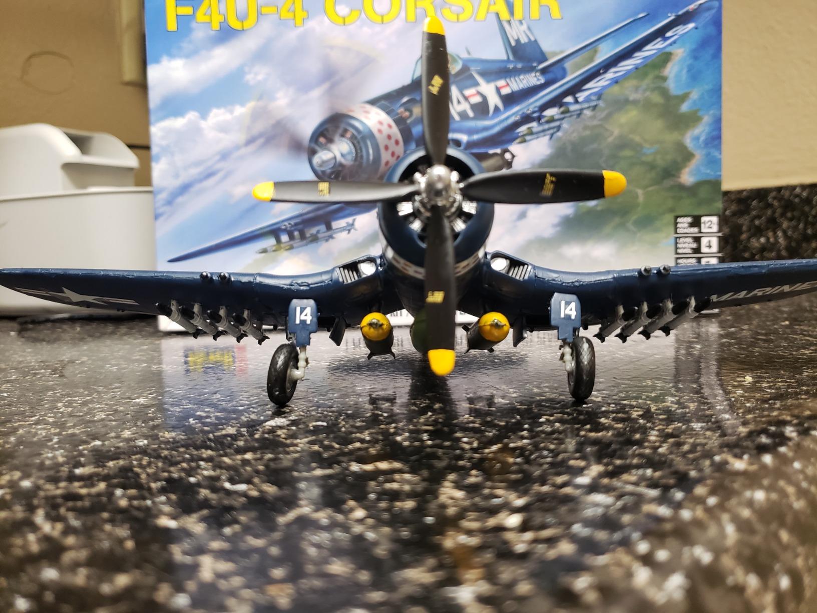 Revell Corsair F4U-4 1: 48 Scale, Green customer photo 2