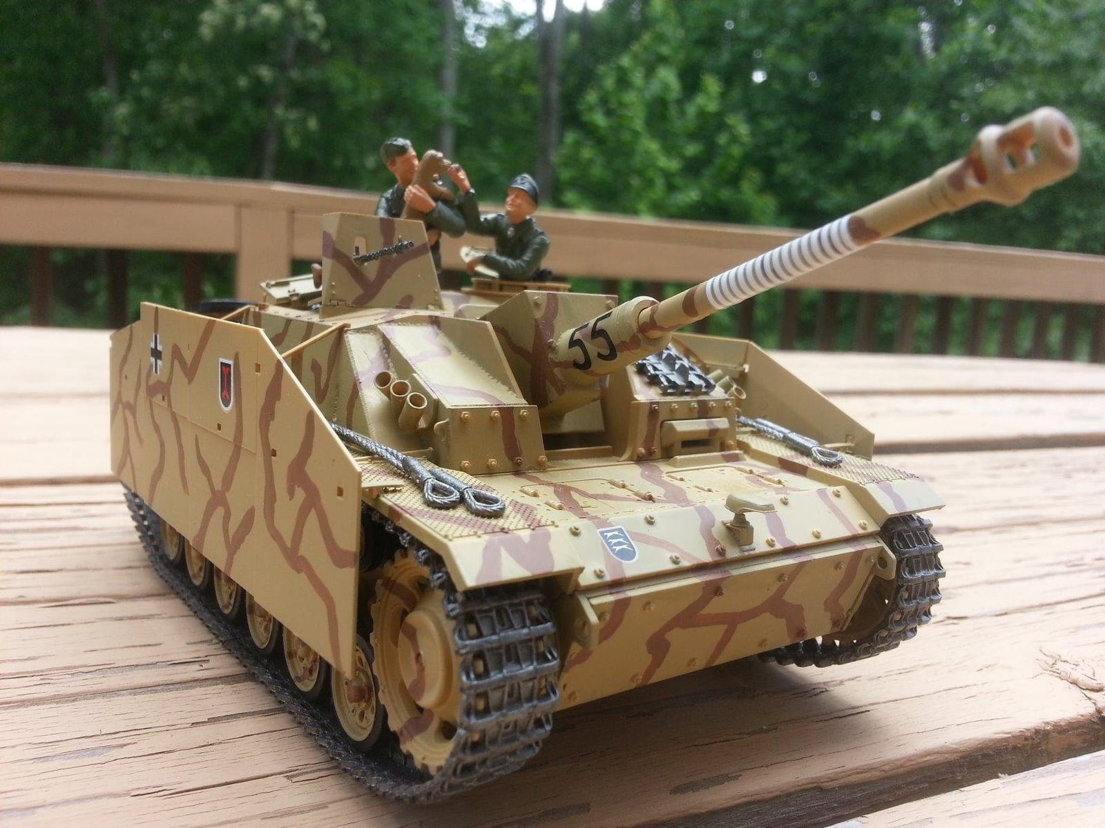 Tamiya 35197 1/35 Sturmgeschutz III Ausf.G Early Version Model Kit customer photo 2