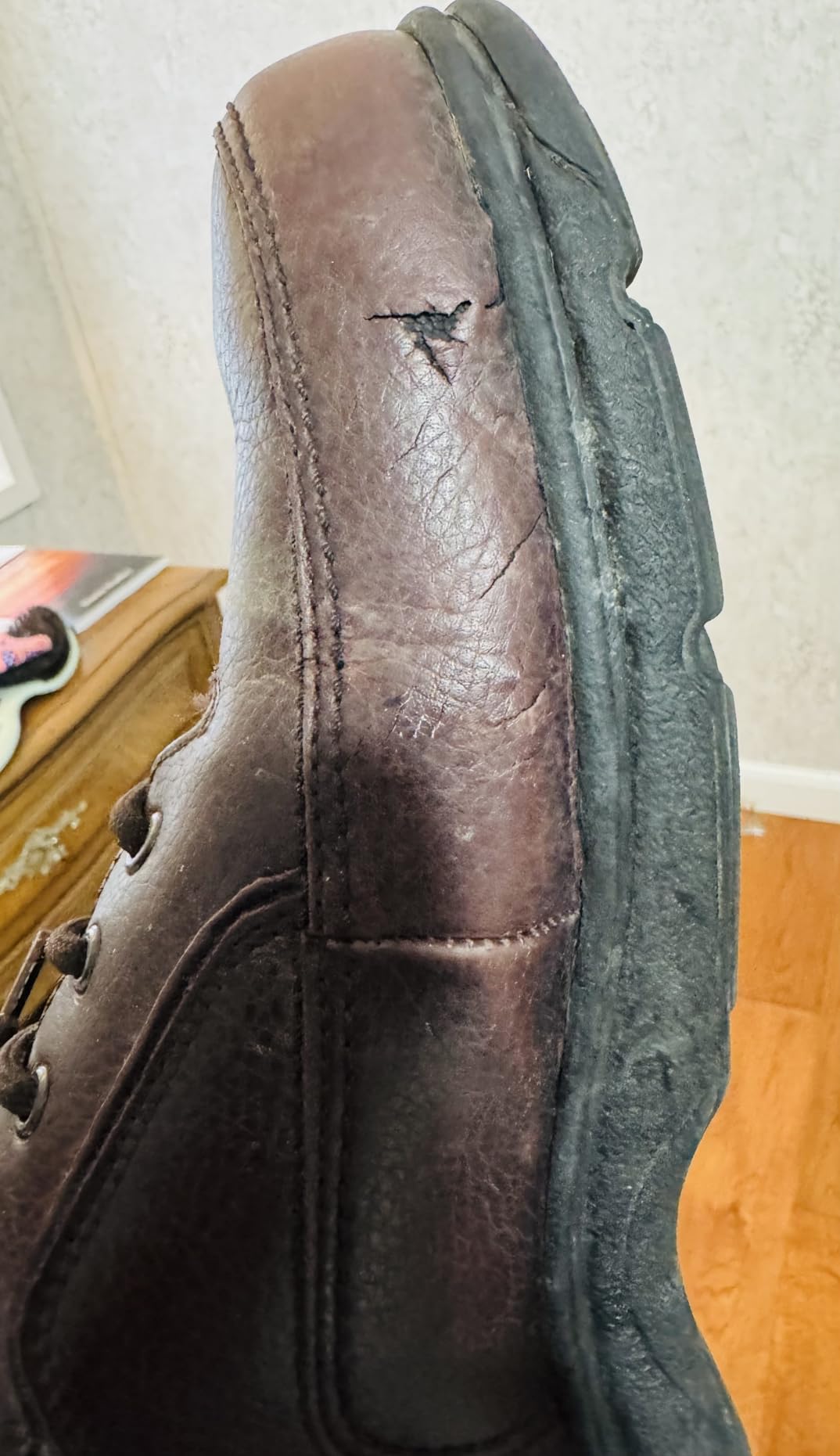 Rockport Men's Eureka Walking Shoe customer photo 2