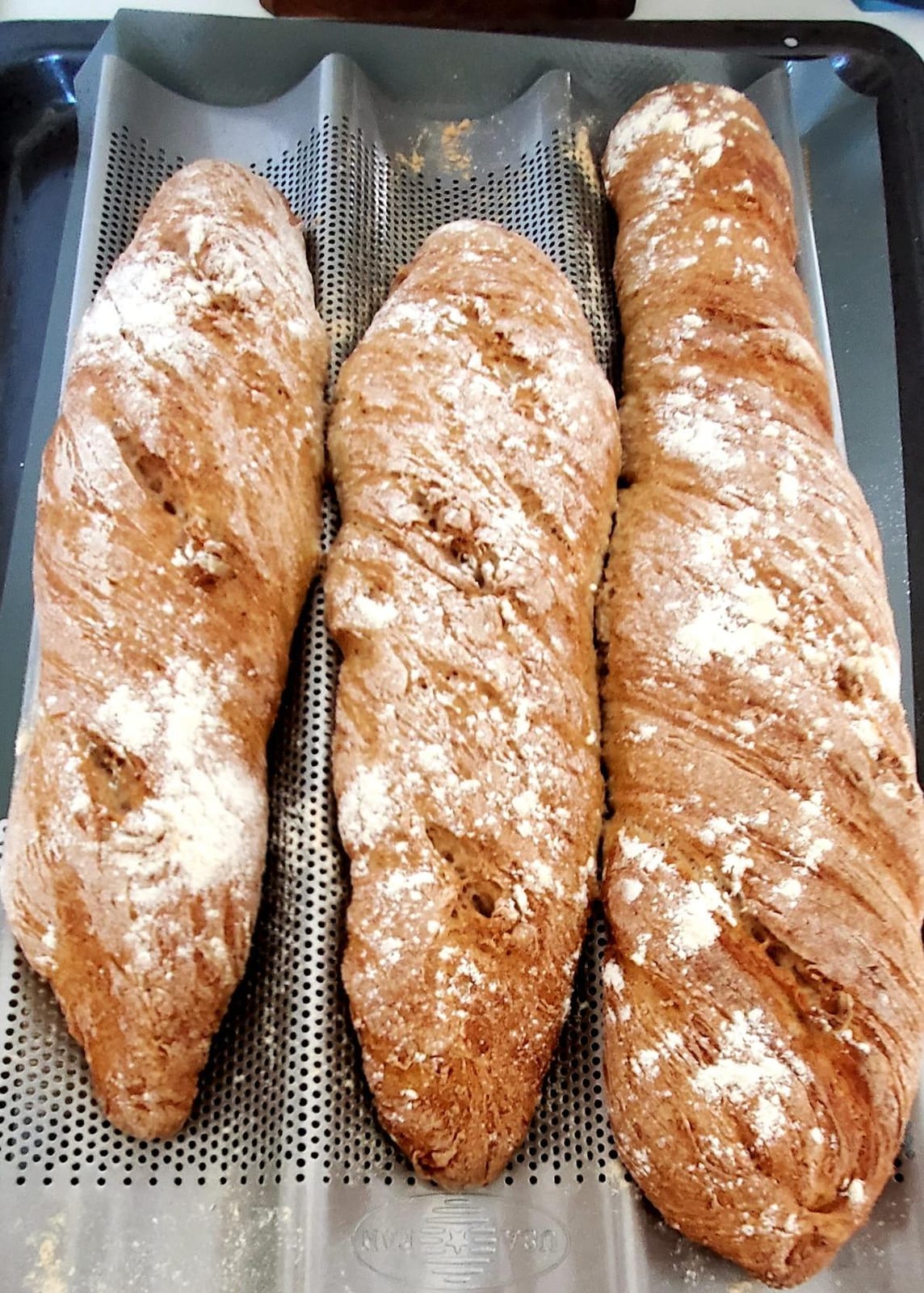 USA Pan Bakeware Aluminum Perforated Nonstick French Baguette Bread Pan, 3-Loaf customer photo 1