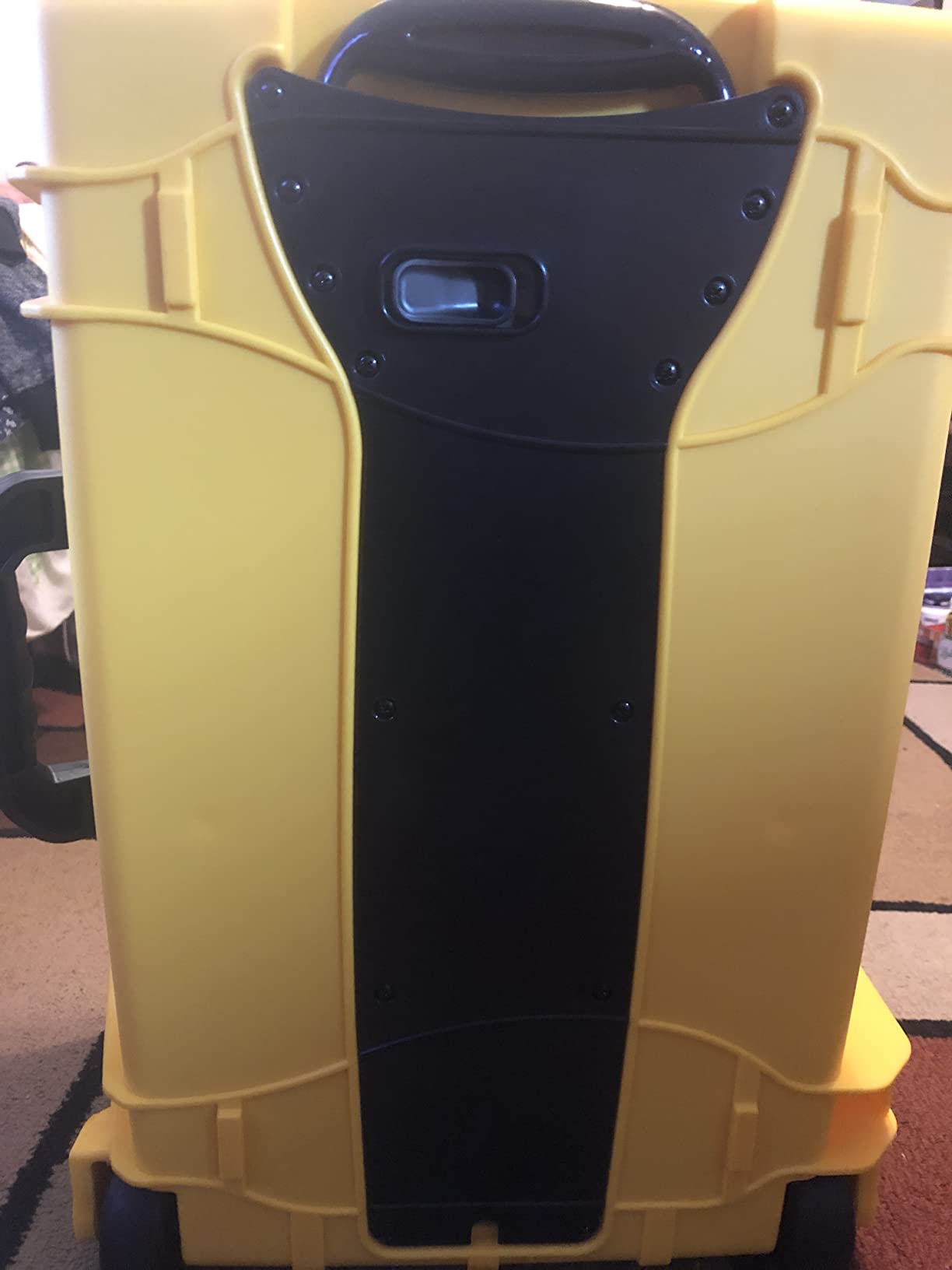 Seahorse 920 Heavy Duty Protective Dry Box Case With Customizable Accuform Foam - USA Made for Professional Photographers/TSA Approved/Mil Spec / IP67 Waterproof customer photo 1