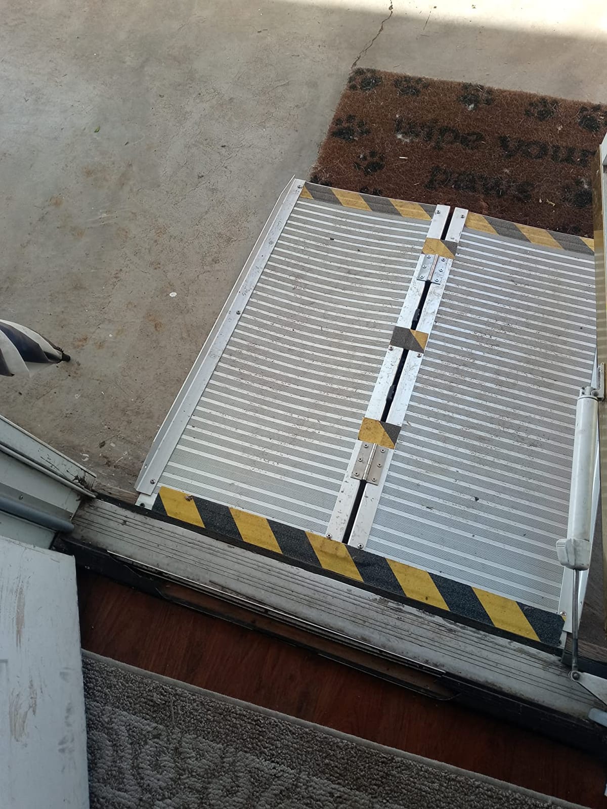 Silver Spring 4' Long Folding Mobility and Utility Ramp - 600 lb. Weight Capacity SCG-4 customer photo 1