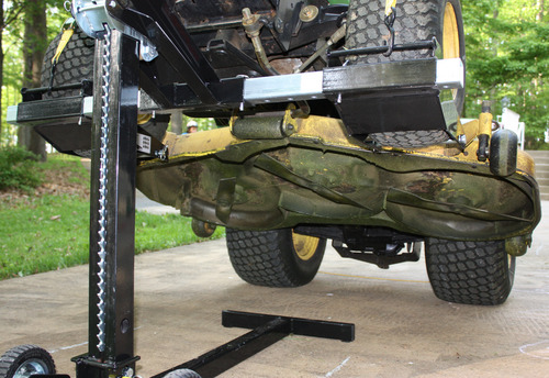 MoJack MJ-PRO 00145 Commercial ZTR & Rider Mower Lift Jack, 750lb Capacity | Fits 31.5-62.5in Wheel Span - Raises Deck 28in - Manual or Drill-Powered - Commercial-Duty - Fits MoJack Workbench customer photo 2