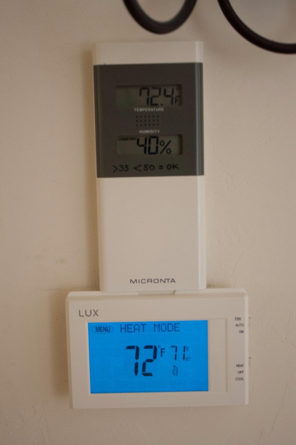TX9600TS Programmable 7-Day Large Touchscreen Heating Cooling Thermostat, White customer photo 1