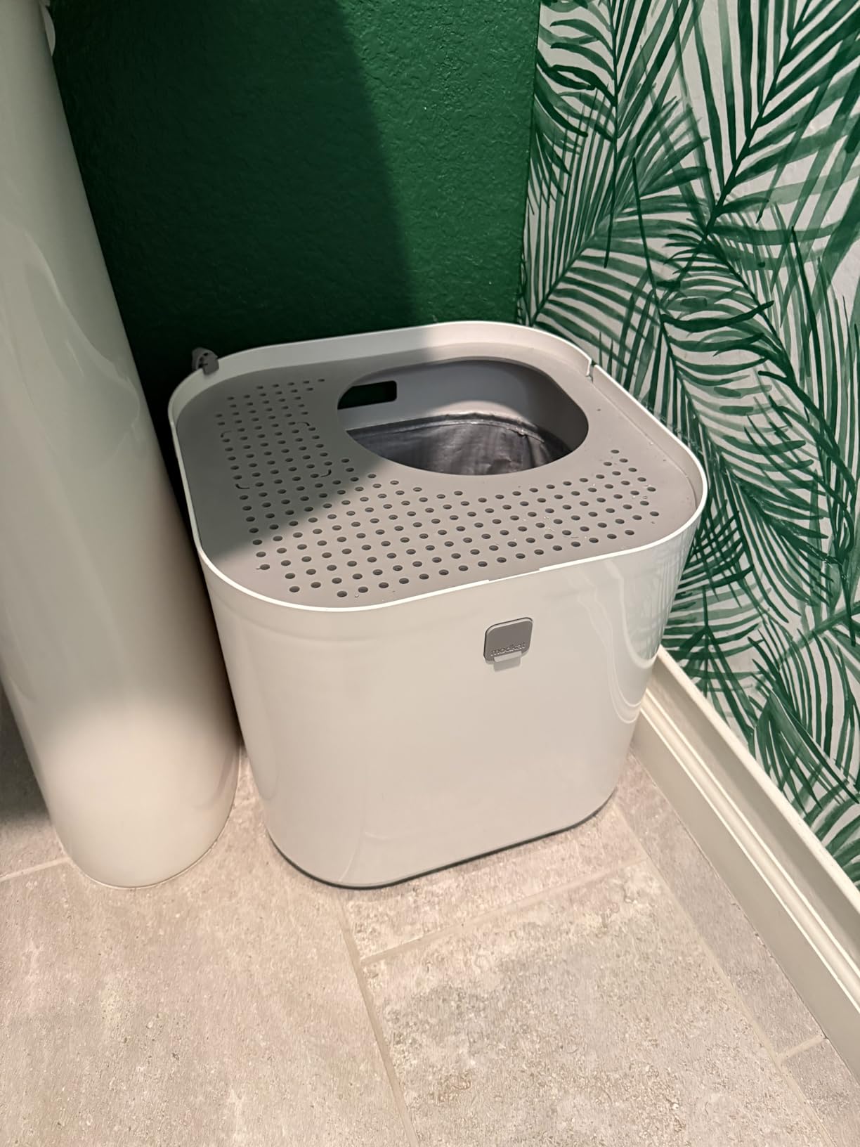 Modkat Top-Entry Cat Litter Box, Leak-Proof, Liner & Scoop, White customer photo 1