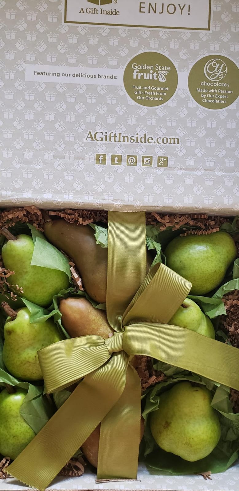 A Gift Inside Fresh Pears Gift Basket, 9 Premium Gourmet Pears Featuring Comice, Beurre Bosc & Red Pears, Fruit Gift Basket for Birthday, Thank You, Sympathy & Holiday Gifting customer photo 2