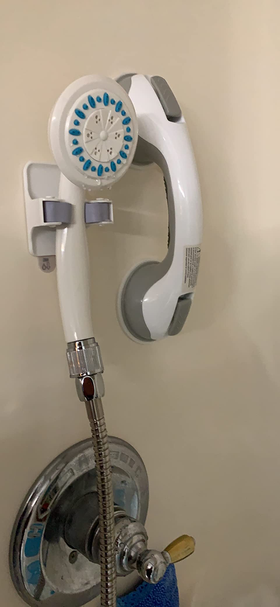 AquaSense 3-Setting Handheld Shower Head with Hose, Gray customer photo 2