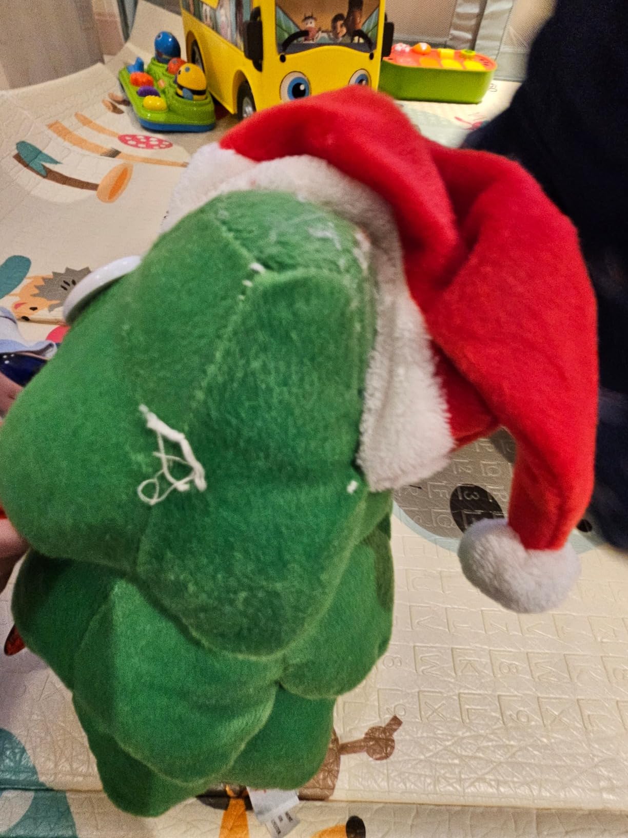 Cuddle Barn Rockin Robbie The Singing and Dancing Christmas Tree, 12