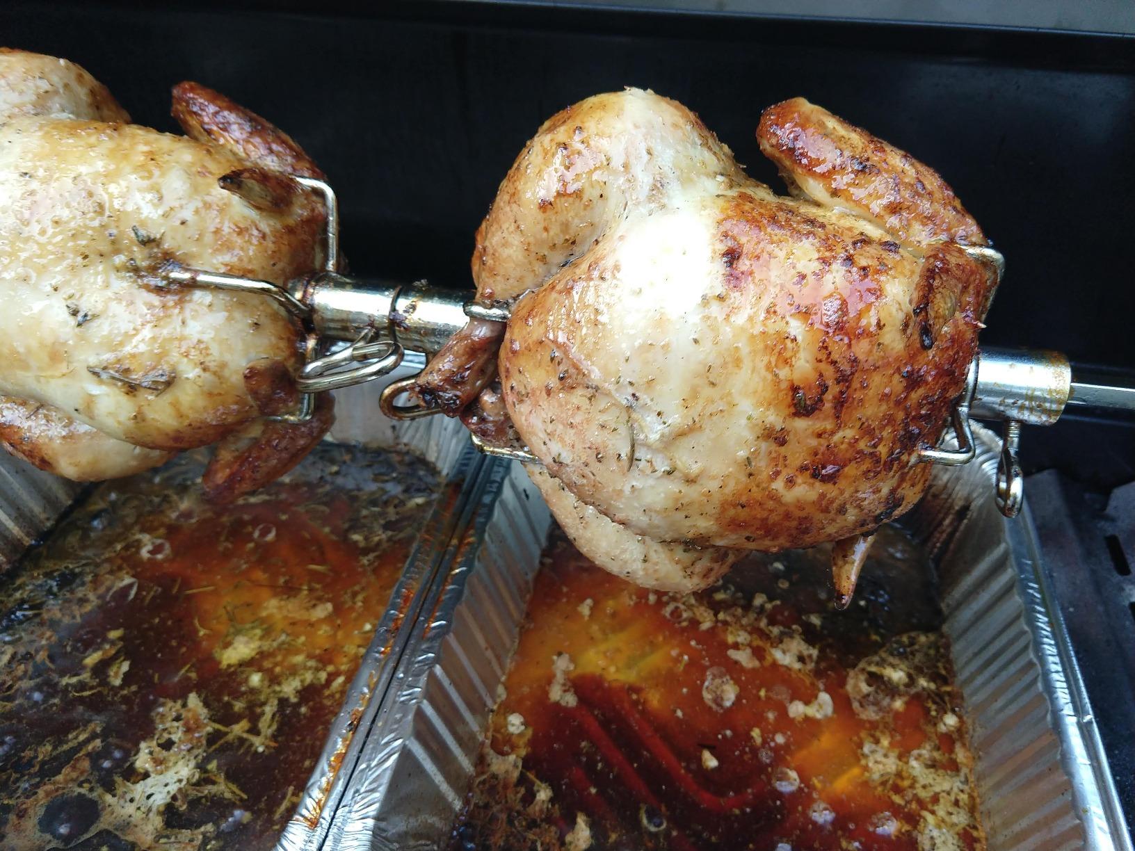 Broil King 66009 Deluxe Universal Rotisserie Kit customer photo 1
