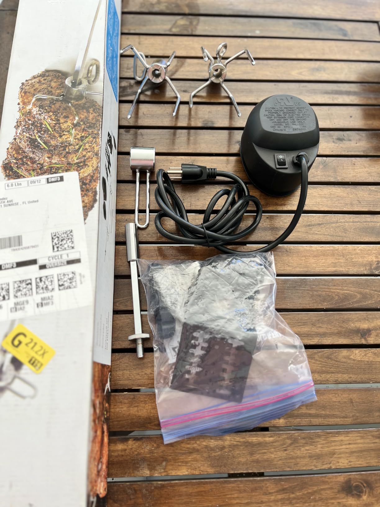 Broil King 66009 Deluxe Universal Rotisserie Kit customer photo 2