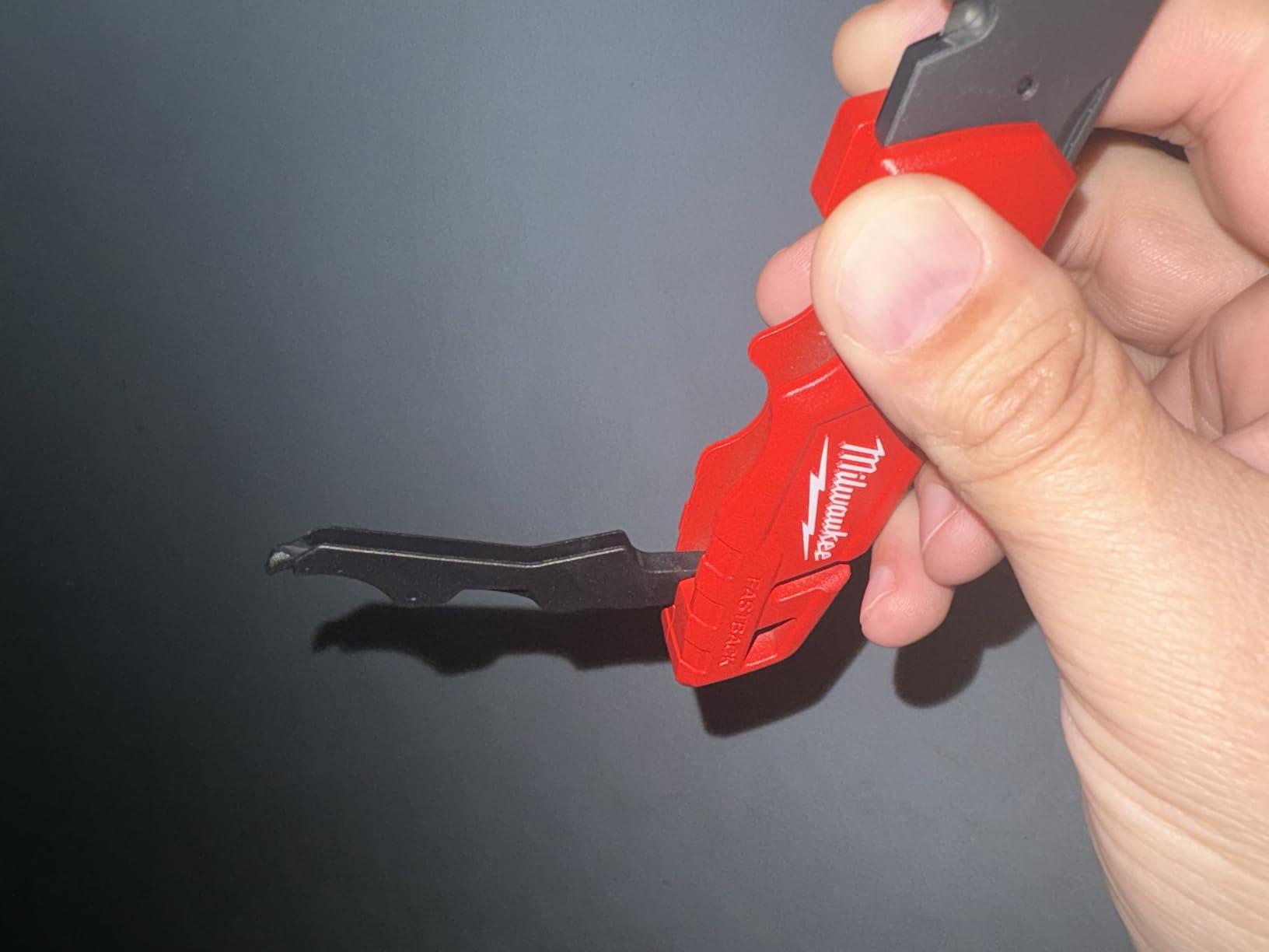 Milwaukee Electric Tool 48-22-1502 Fastback Knife/Storage customer photo 2
