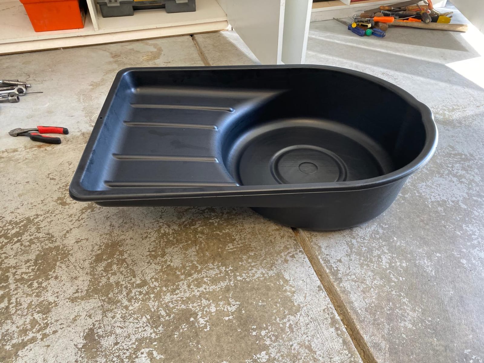 ATD Tools 5183 Heavy Duty Drain Tub - 30 Quart Capacity customer photo 2