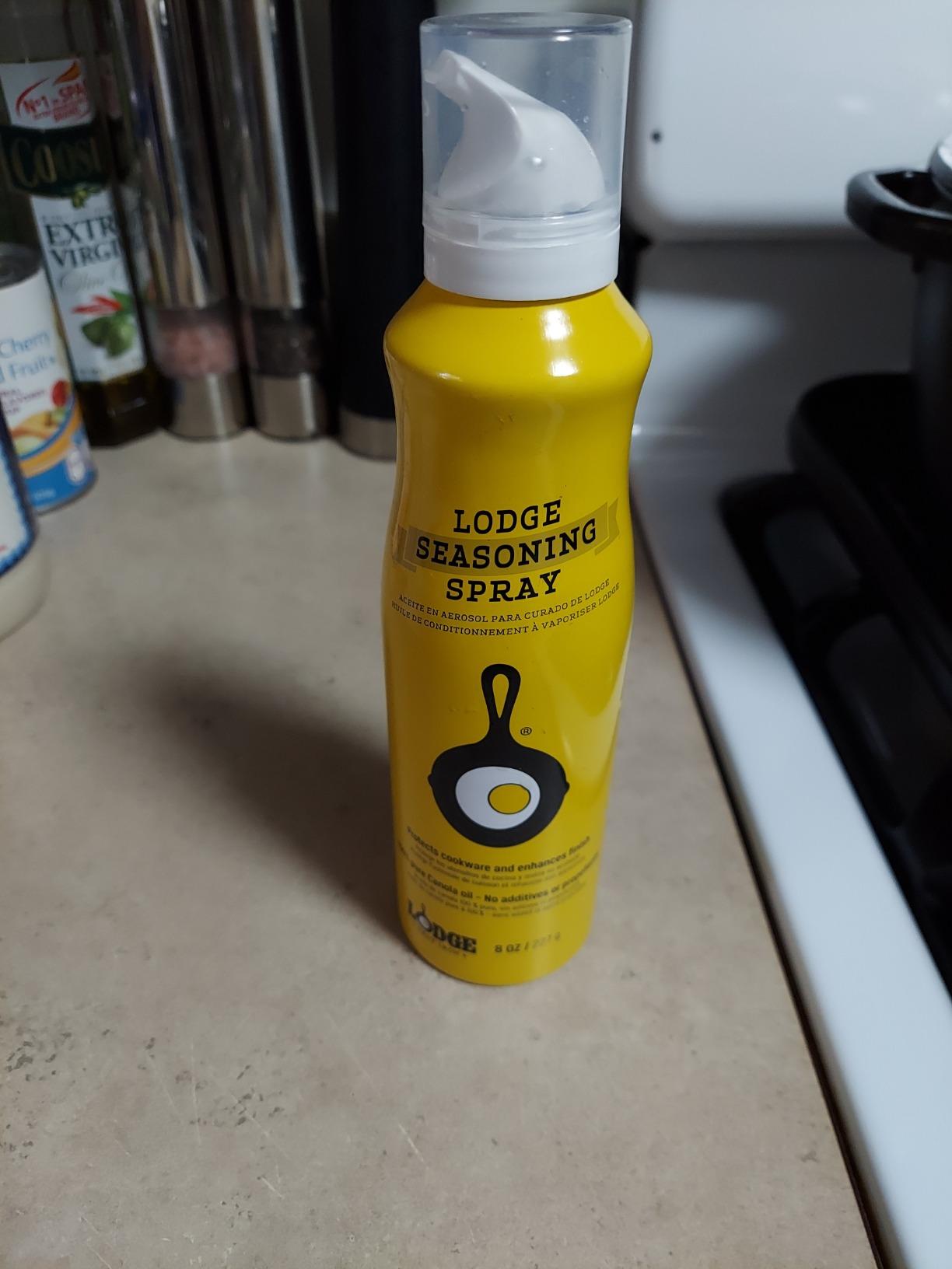 Lodge Cast Iron Seasoning Spray, 100% Canola Oil, 8 oz customer photo 1