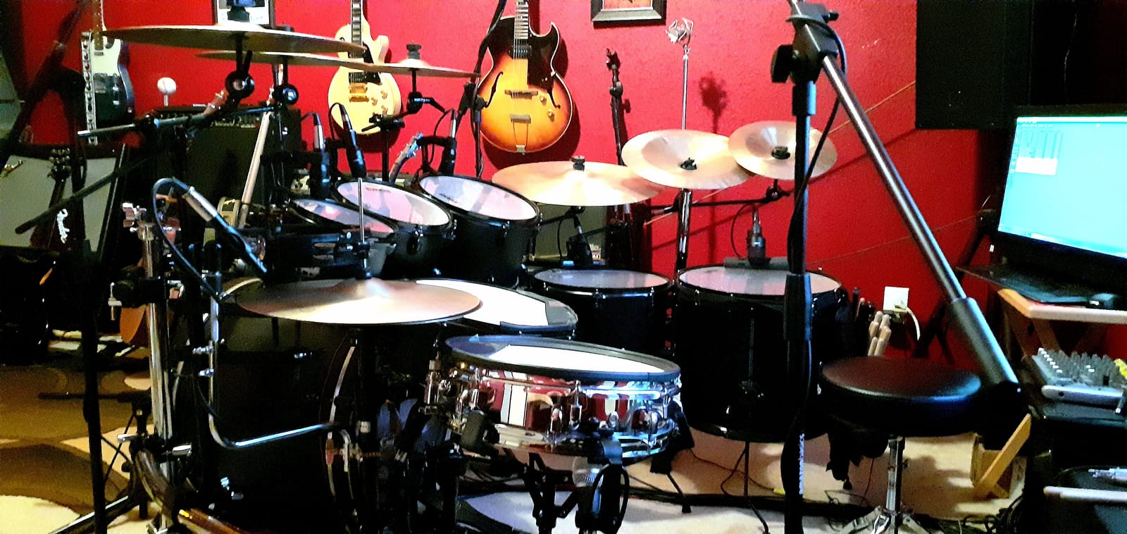 MAPEX Mars Series Crossover MA528SFBZW 5-Piece Drum Shell Pack, Nightwood customer photo 1