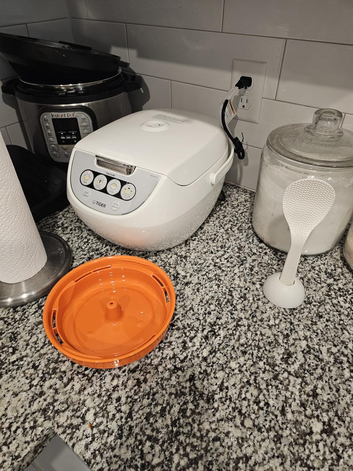 Tiger JBV-A10U 5.5 Cup Micom Rice Cooker with Tacook (White) | Tacook steamer tray customer photo 2