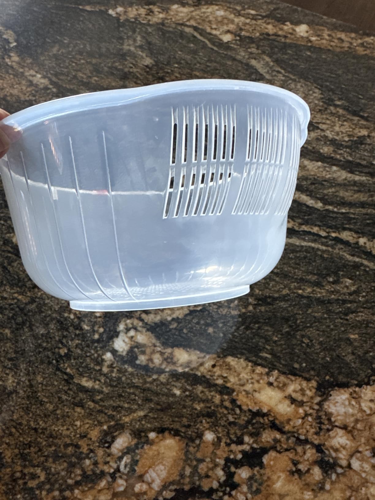 Inomata Plastic Japanese Rice Washing Bowl with Strainer, 2 quart customer photo 1