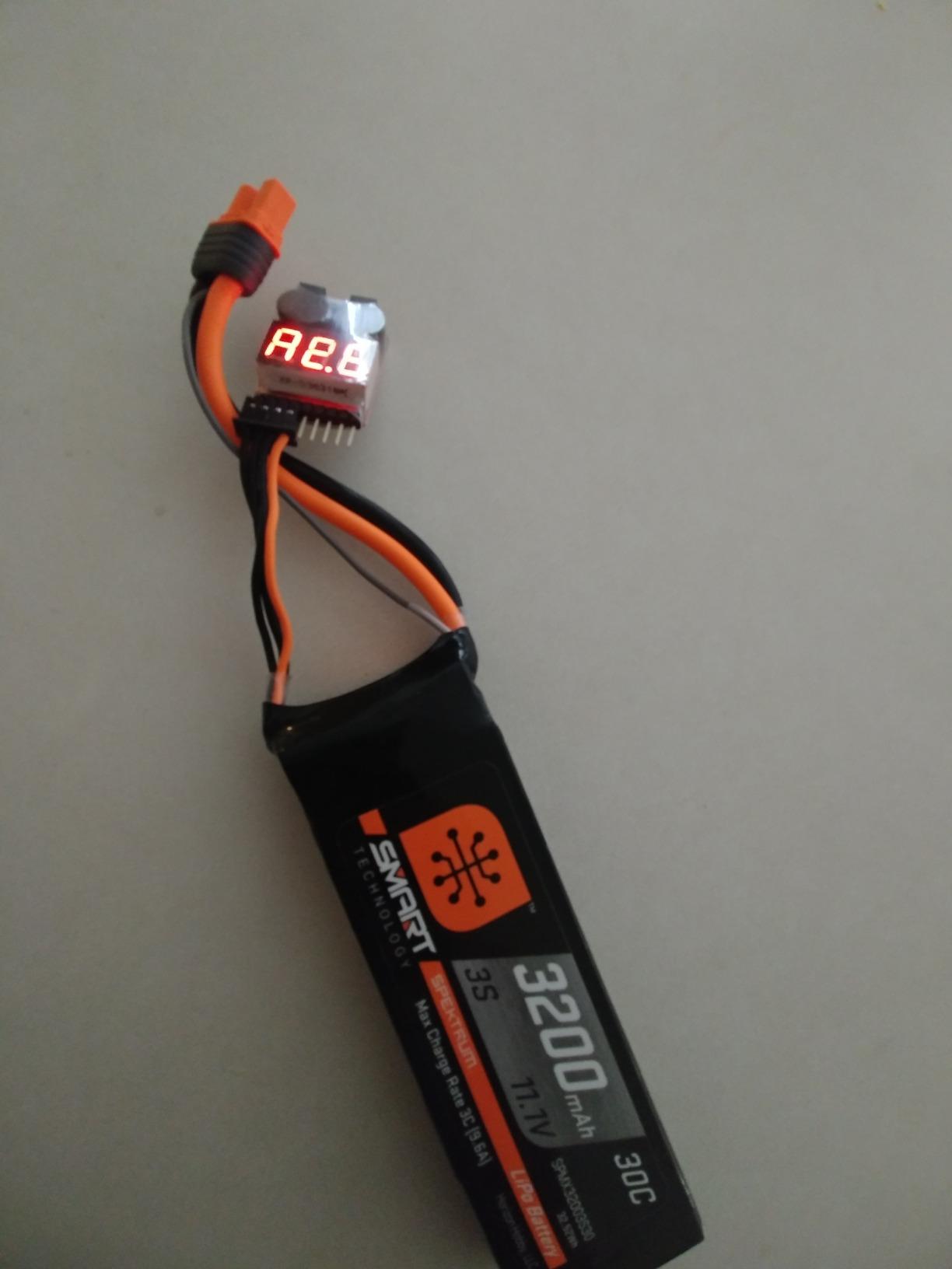 2 Pack Lipo Battery Voltage Checker Alarm LED 1-8 Cell - Apex RC Products #1655 customer photo 1