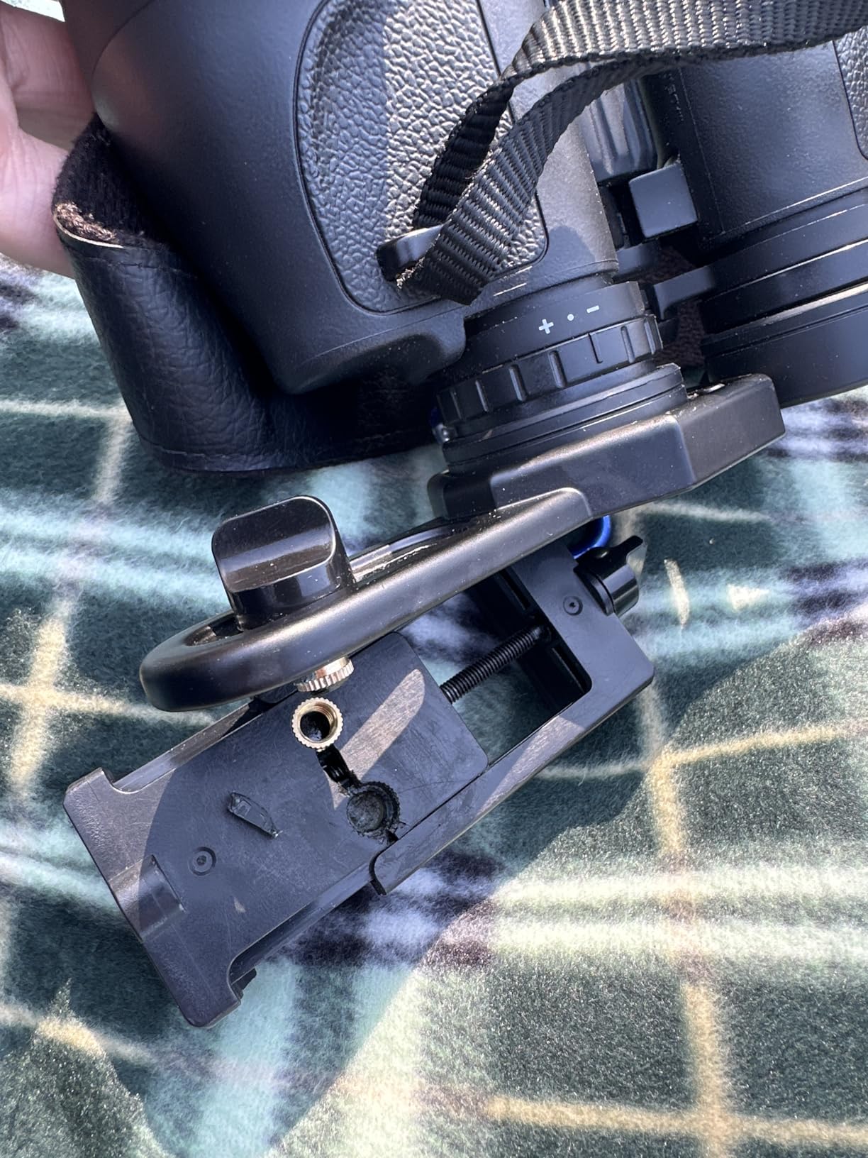 GOSKY Spotting Scope Phone Adapter for Binoculars & Monoculars customer photo 1