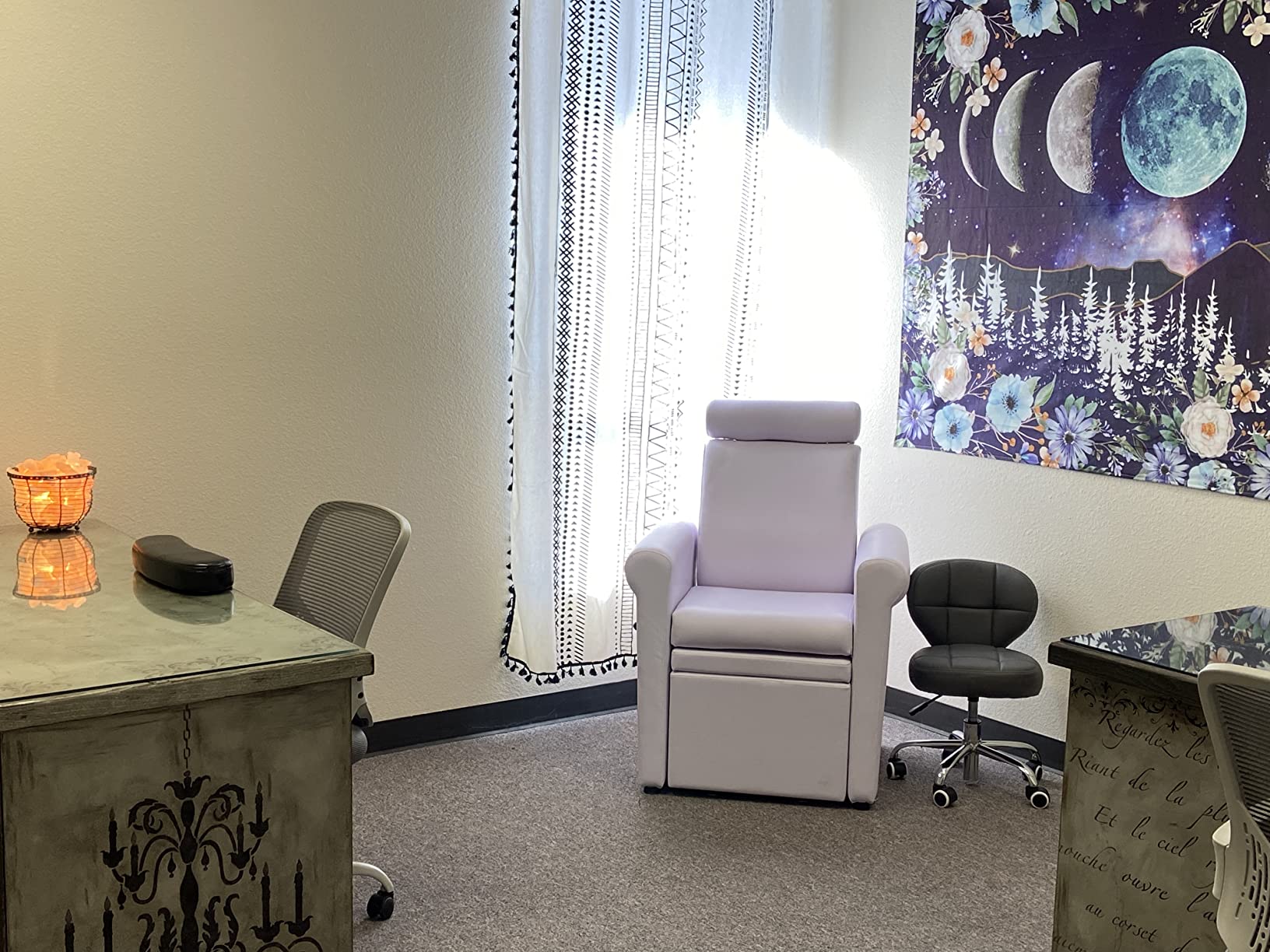 Buy-Rite Mona Lisa Plumb-Free Pedicure Chair with Retractable Base White customer photo 2