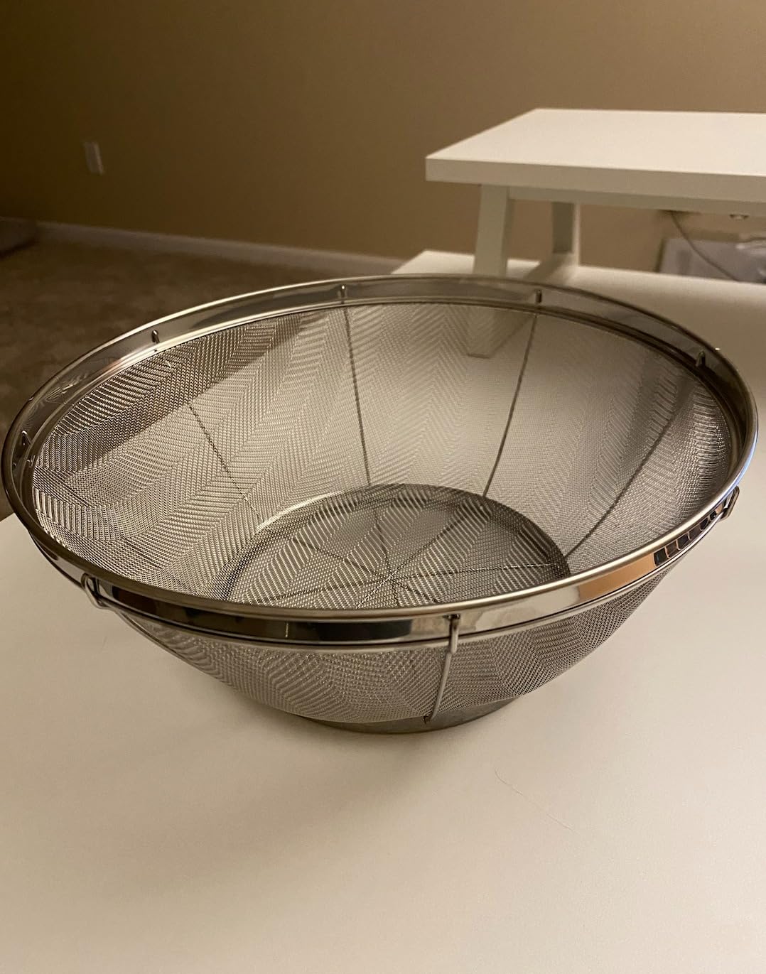 Juvale Stainless Steel Fine Mesh Strainer - Durable Rust-Resistant Mesh Colander - Ergonomic Handle Rice Colander - Ultra-Fine Flour Sifter - Dishwasher Safe with Stable Design - 11 in x 4 in, Silver customer photo 2