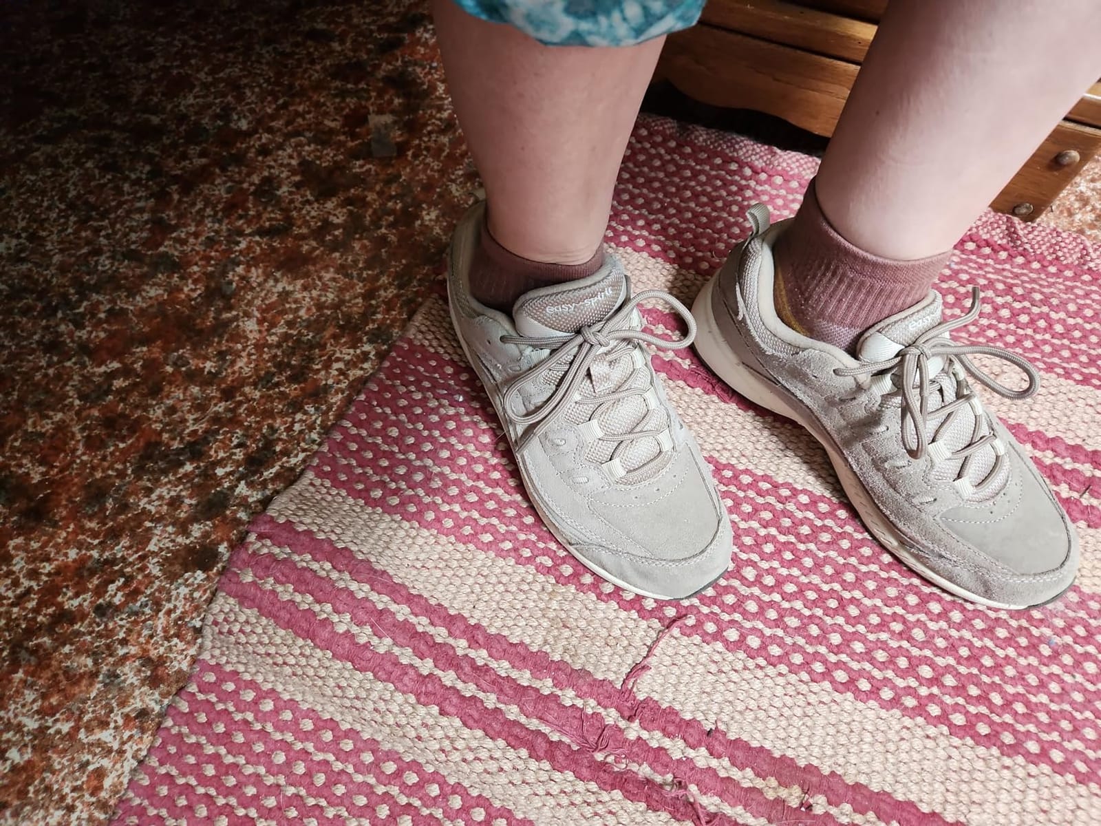 Easy Spirit Women's Romy Walking Sneakers customer photo 2
