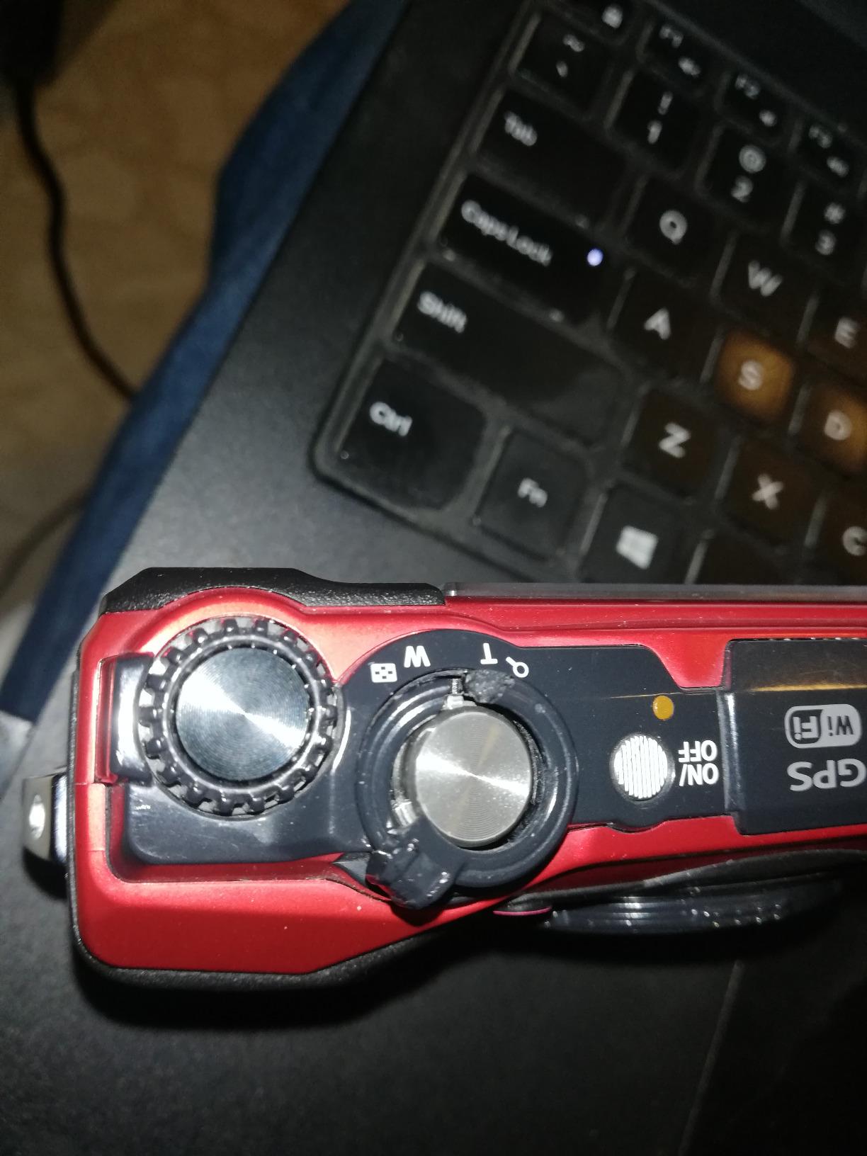 OM SYSTEM Olympus TG-5 Waterproof Camera with 3-Inch LCD, Red customer photo 1