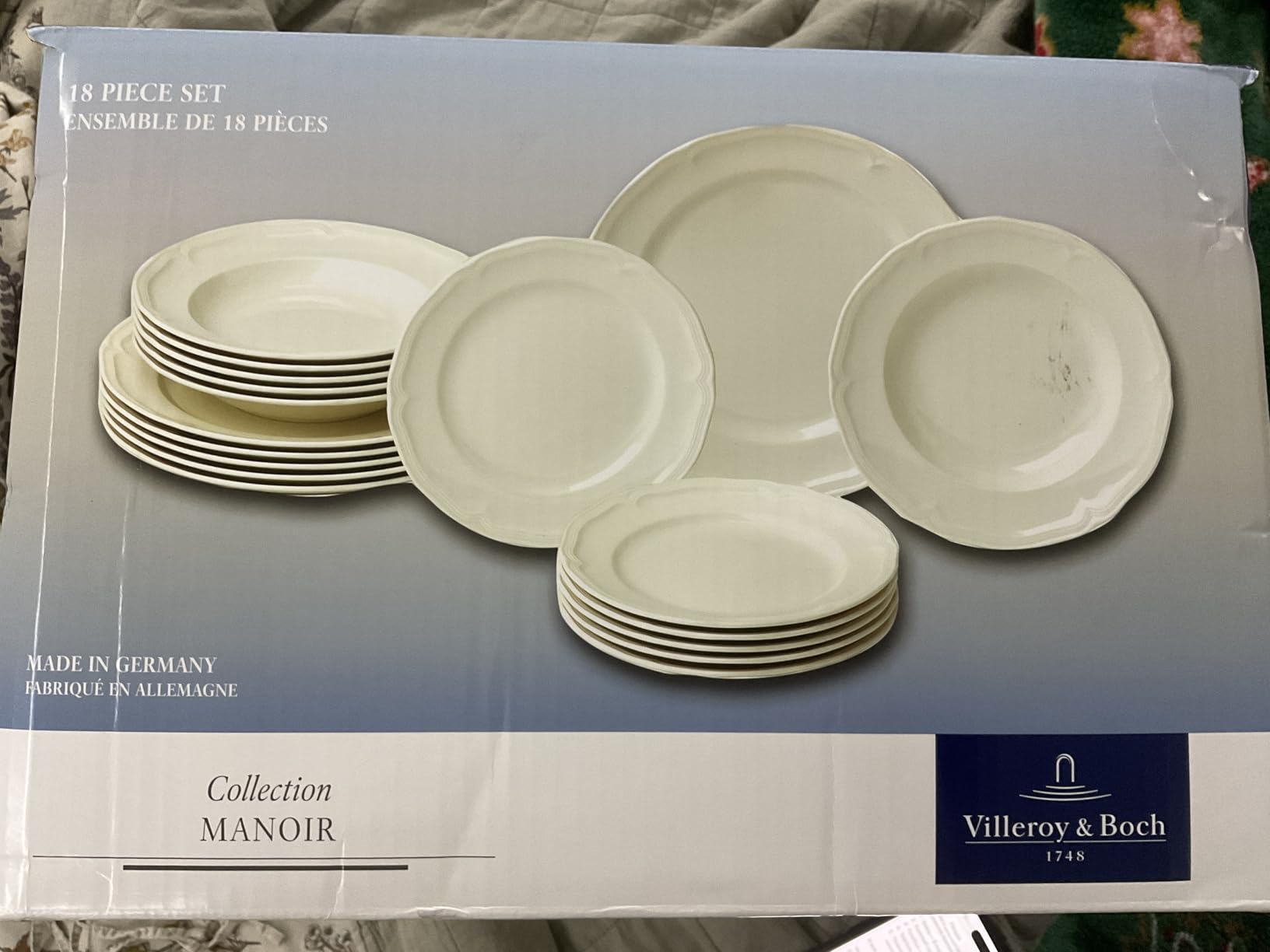 Villeroy & Boch Manoir 18 Piece Dinnerware Set, Creamy White | Porcelain dinnerware set made in Germany with intricate relief and rims, dishwasher and microwave safe, set for six customer photo 2