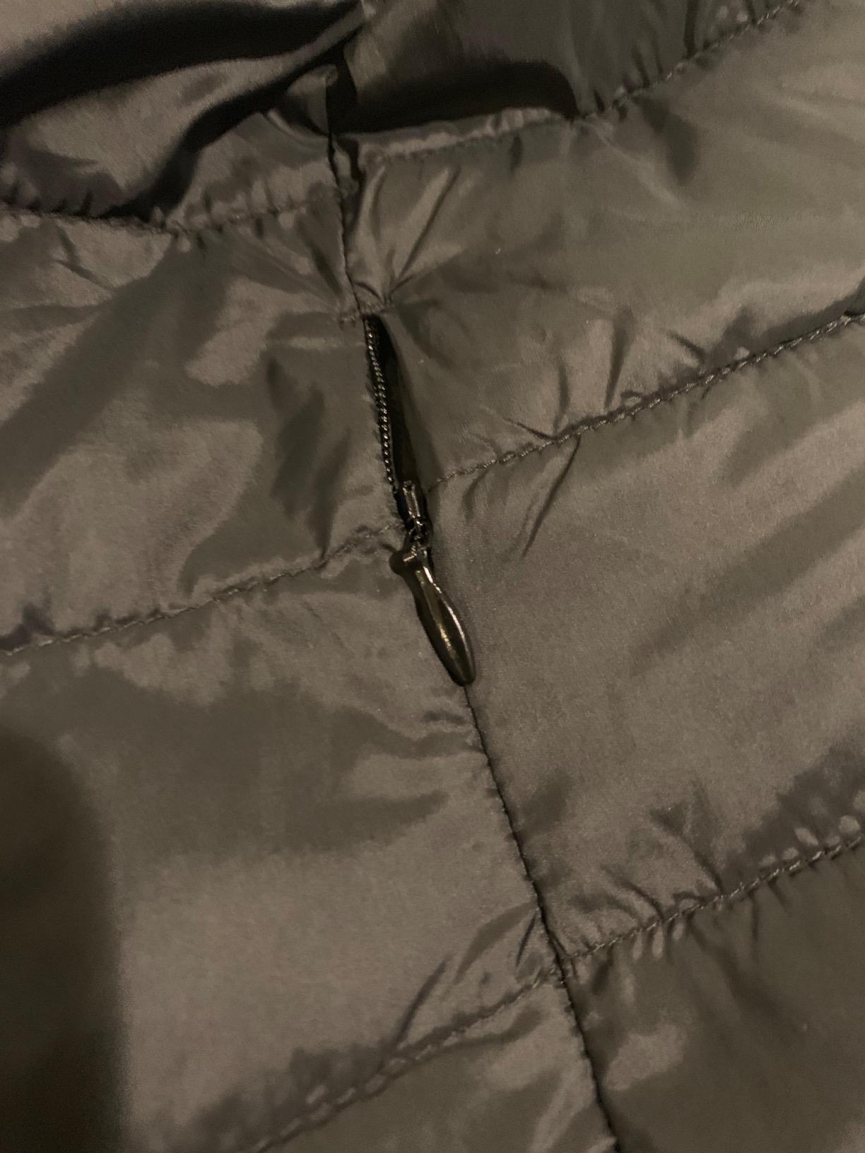 Amazon Essentials Women's Lightweight Long-Sleeve Water-Resistant Packable Puffer Jacket (Available in Plus Size) customer photo 1