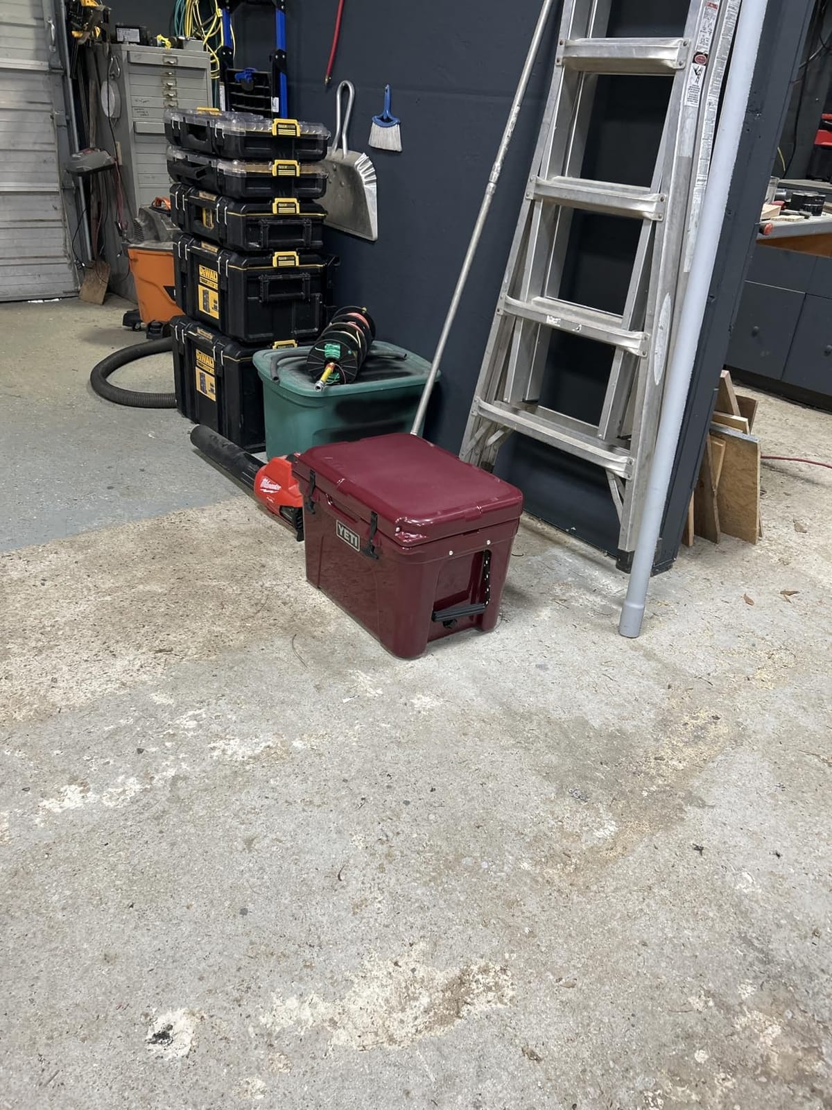 YETI Tundra 35 Cooler customer photo 2